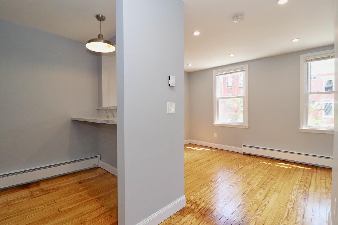 326 5TH ST Unit: 2