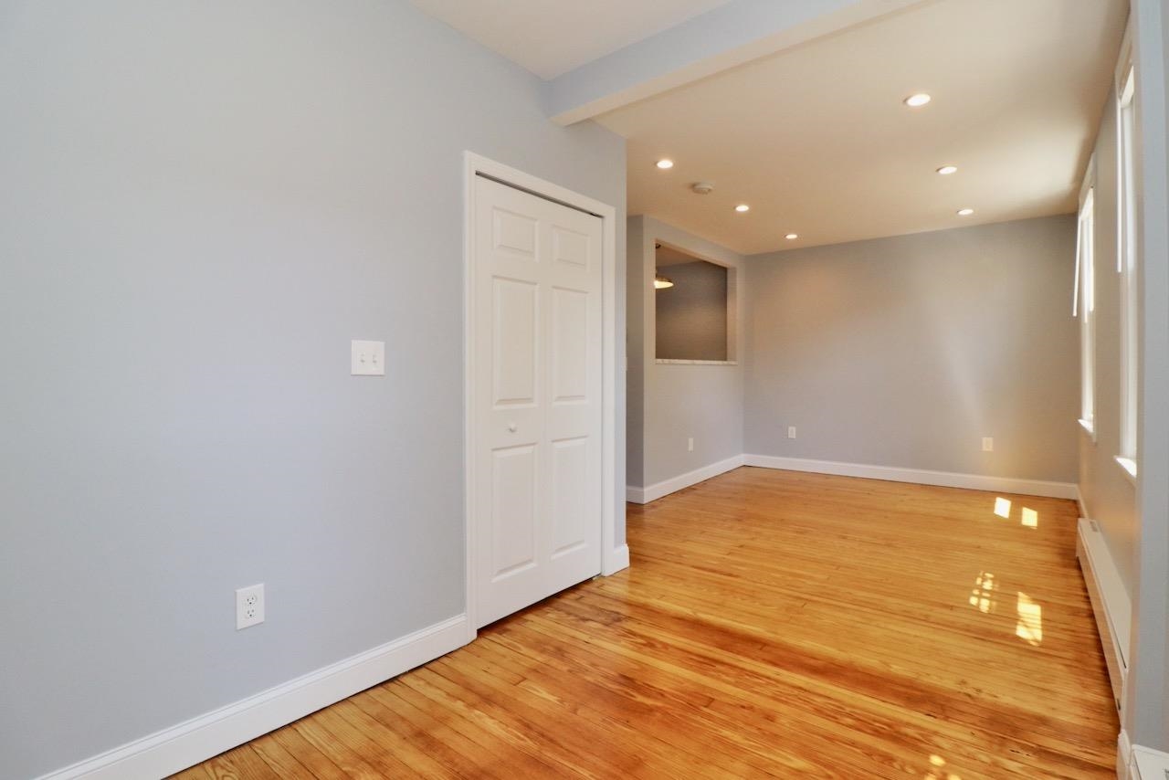 326 5TH ST Unit: 2