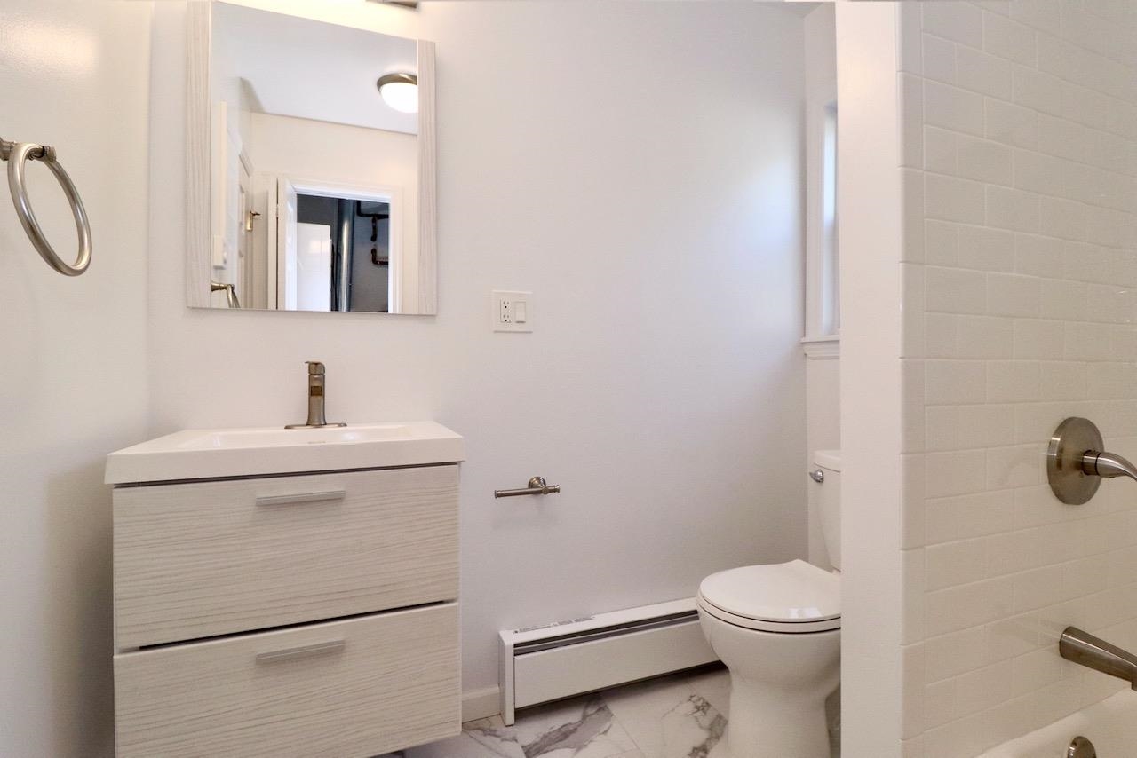 326 5TH ST Unit: 2