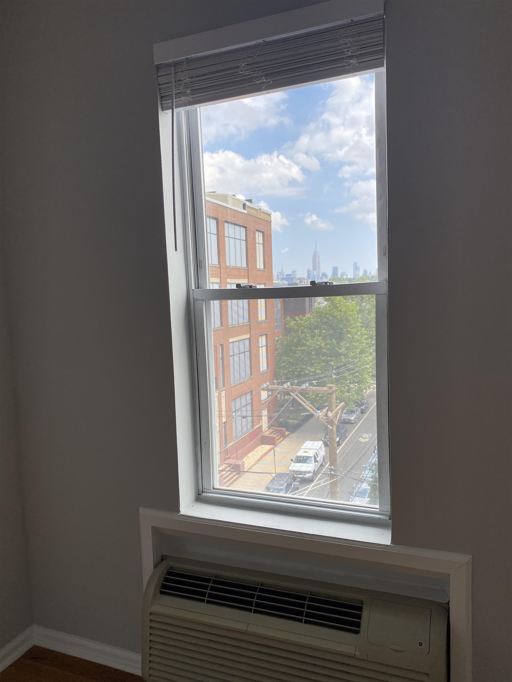 734 ADAMS ST Unit: 5C