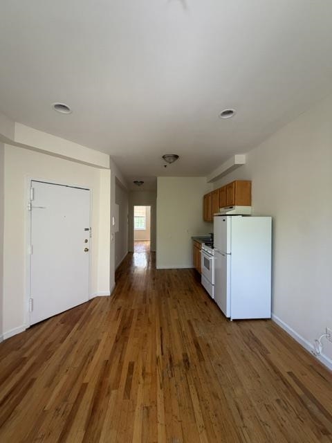 331 MONROE ST Unit: 2L