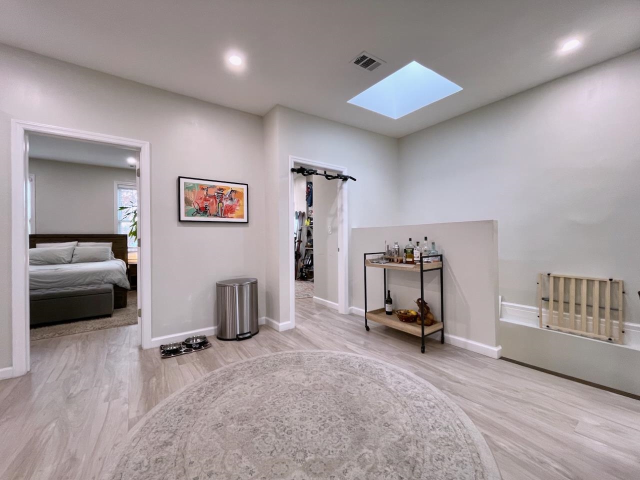 592 PALISADE AVE Unit: 3