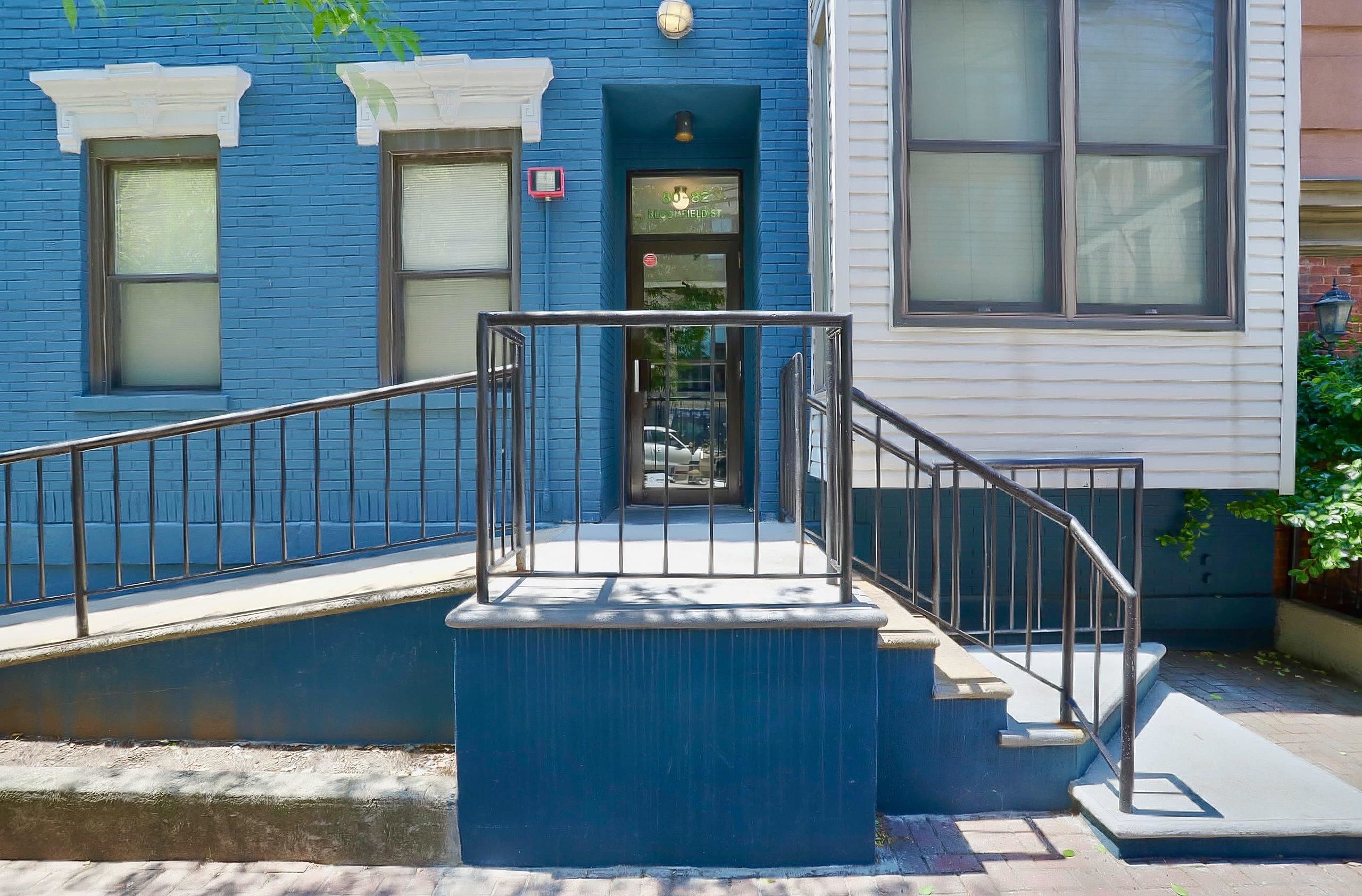 82 BLOOMFIELD ST Unit: 1B