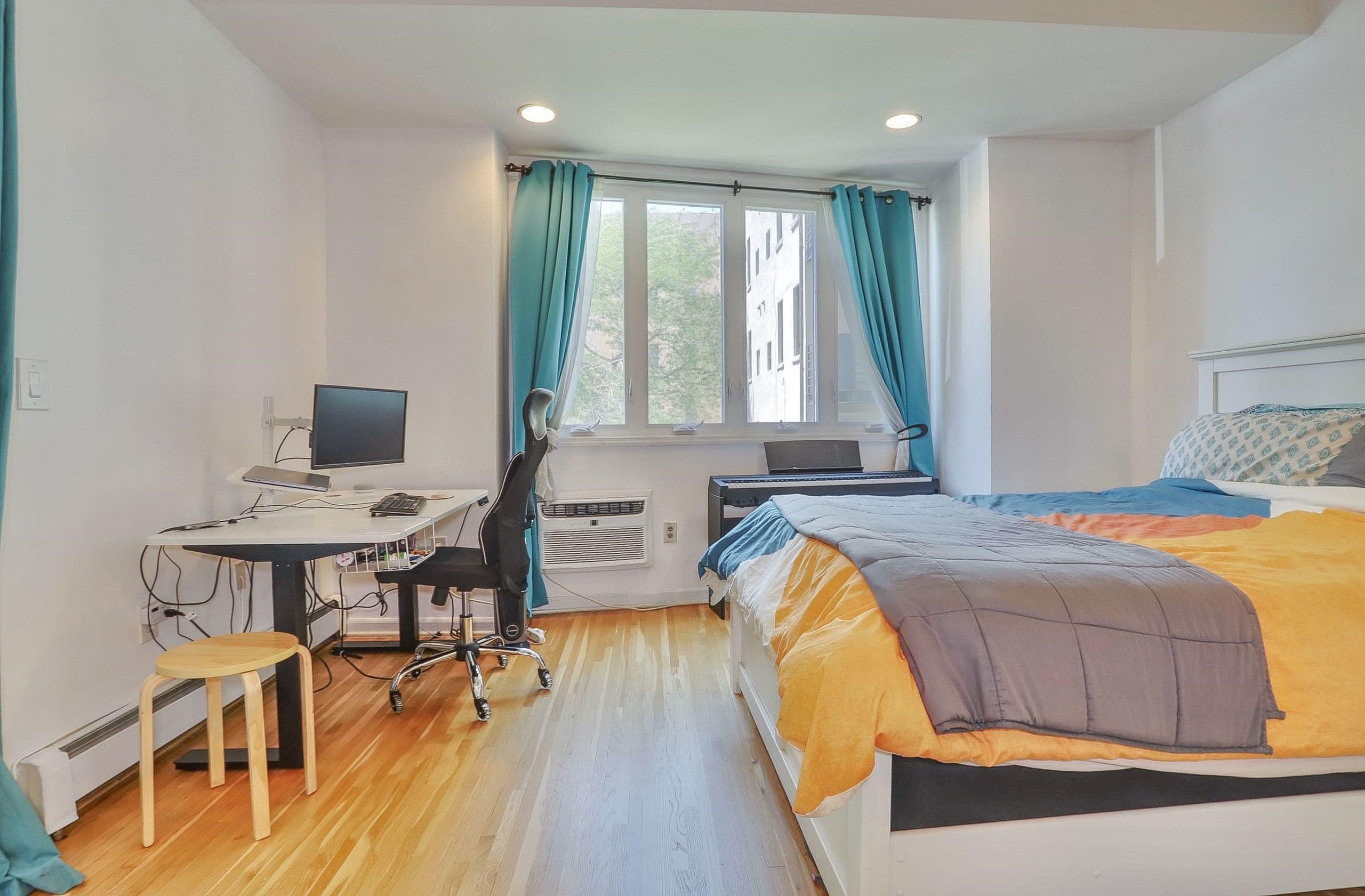 82 BLOOMFIELD ST Unit: 1B