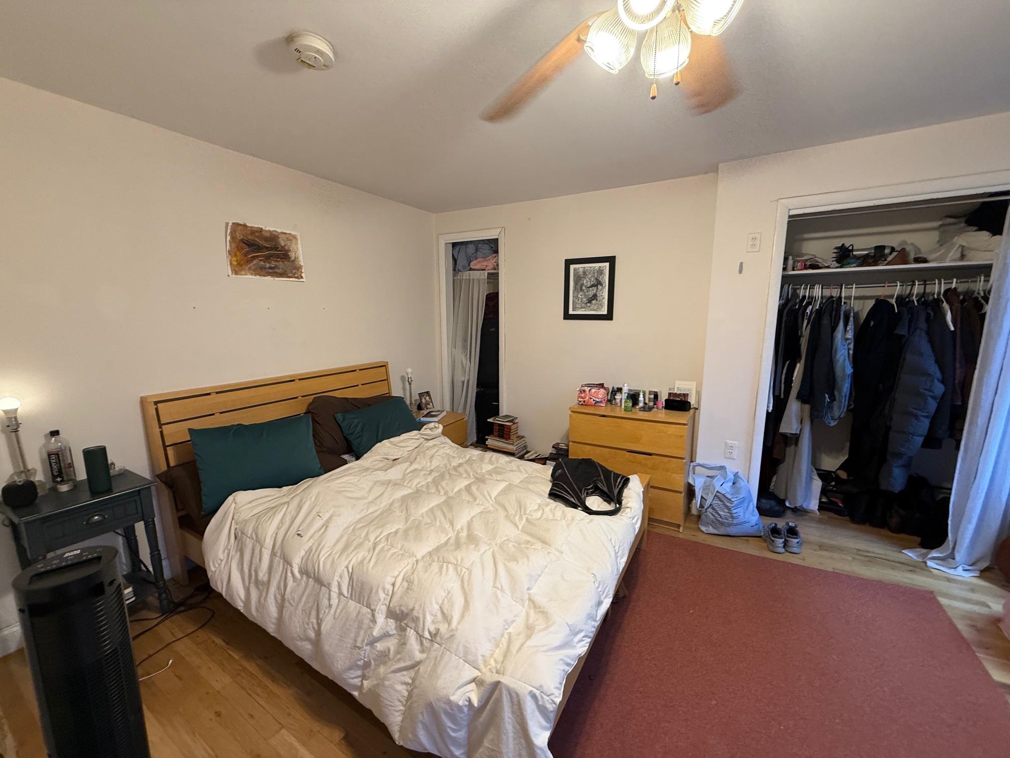 239 BLOOMFIELD ST Unit: 1