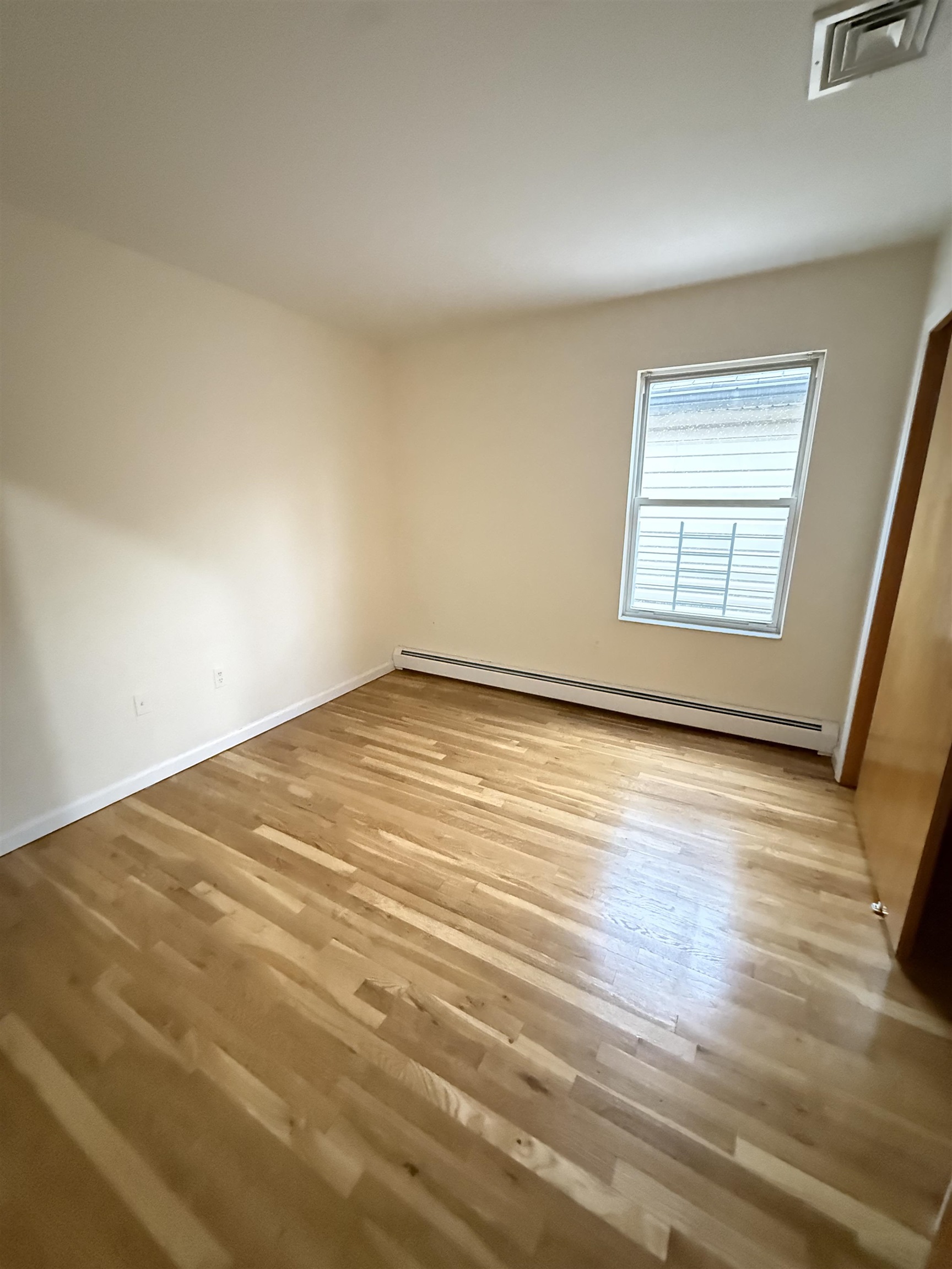 64 70TH ST Unit: 2