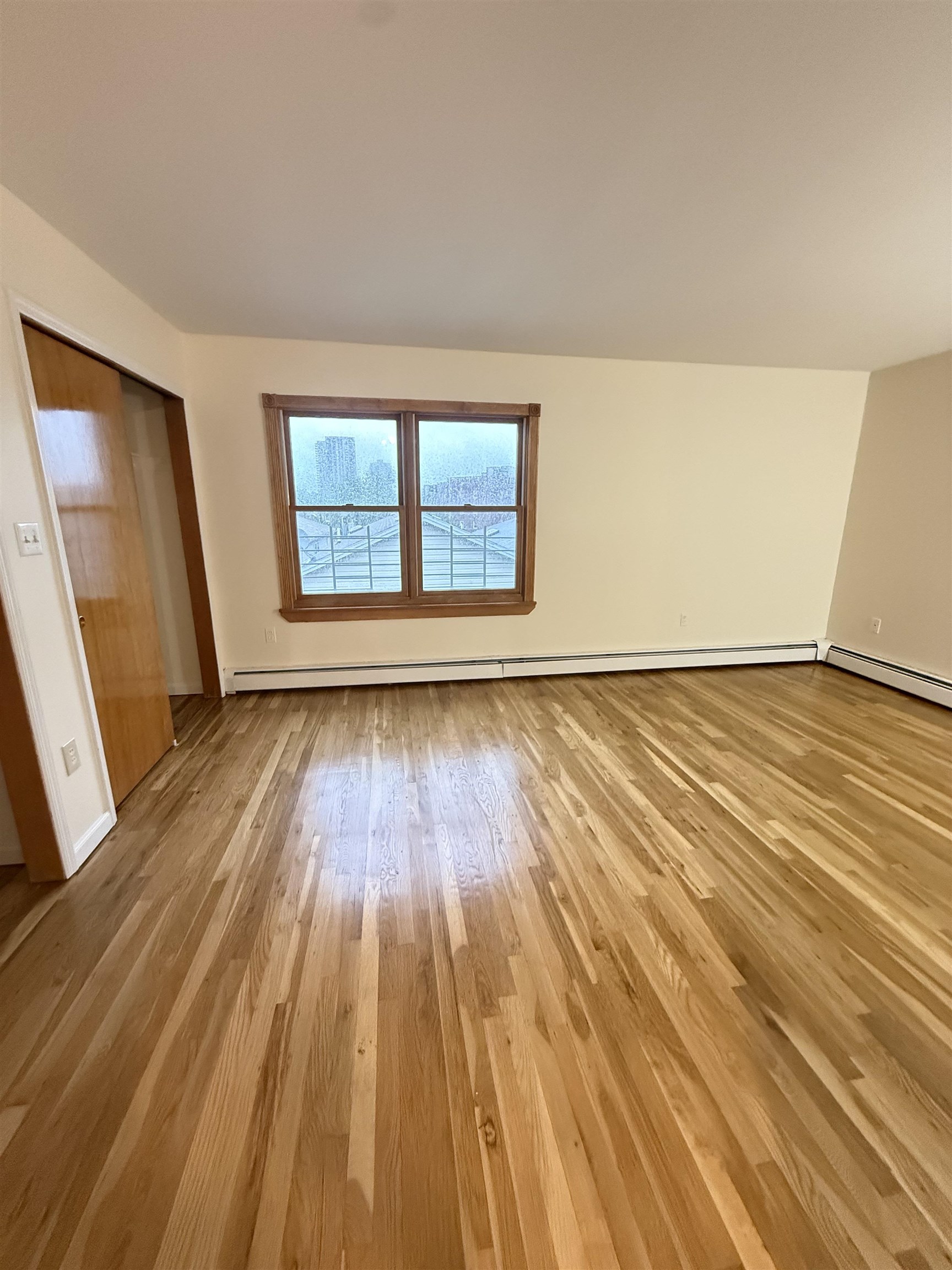 64 70TH ST Unit: 2