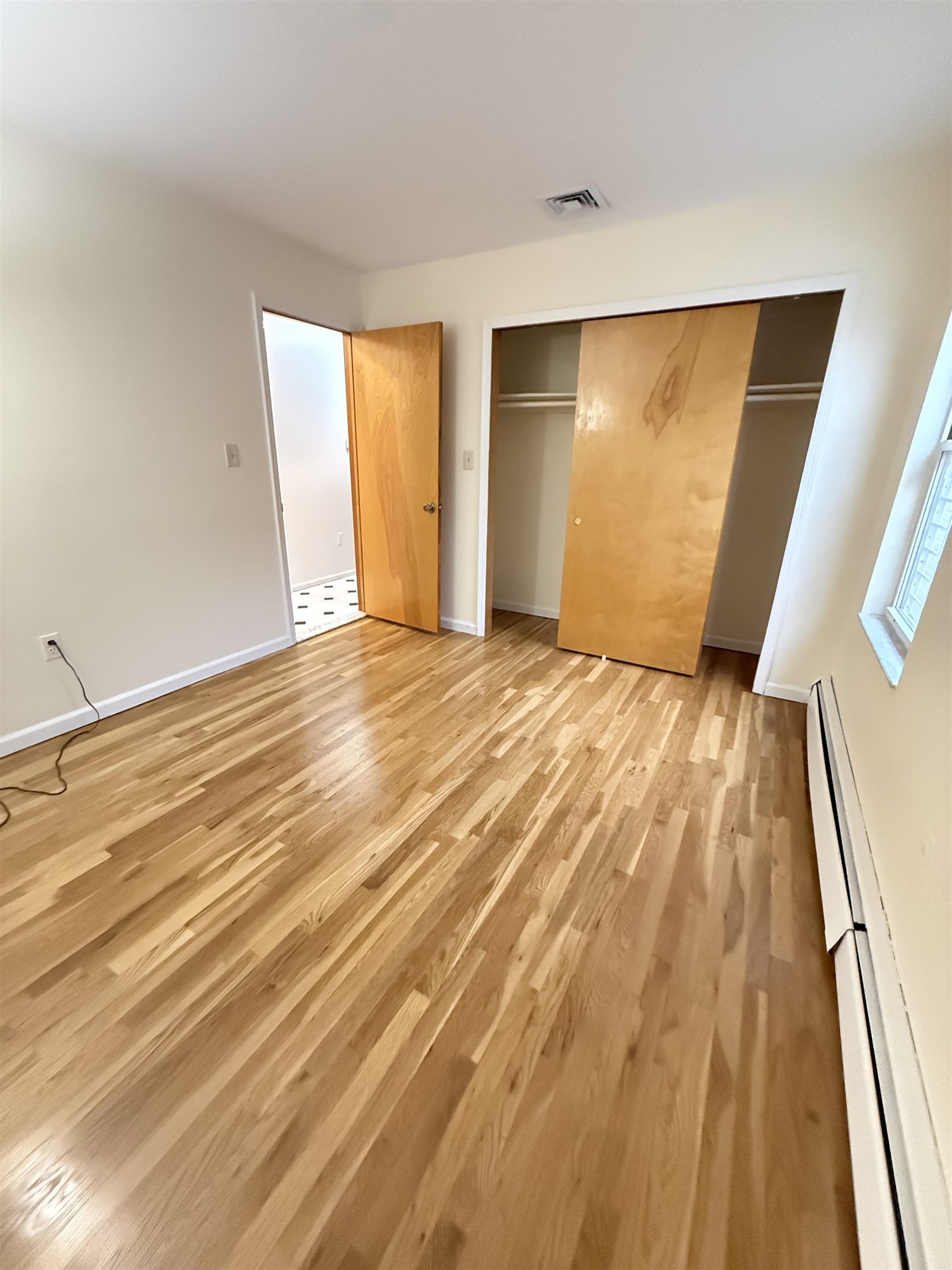 64 70TH ST Unit: 2
