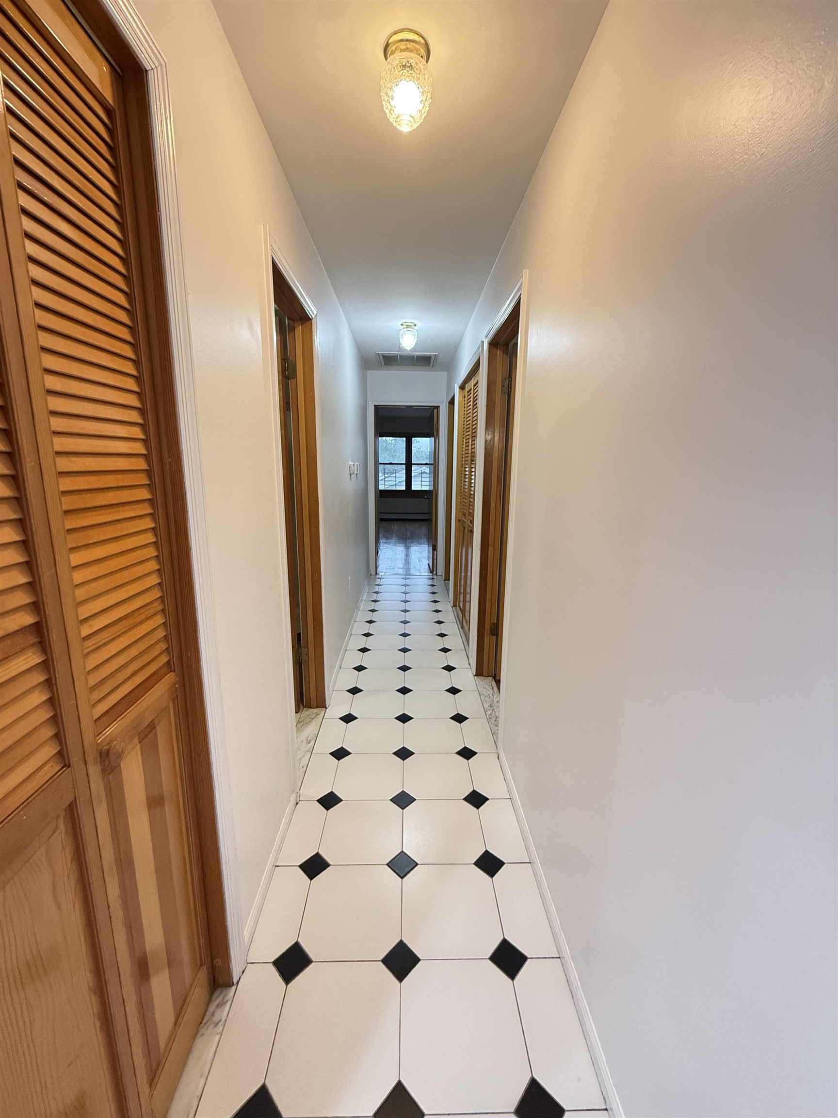 64 70TH ST Unit: 2