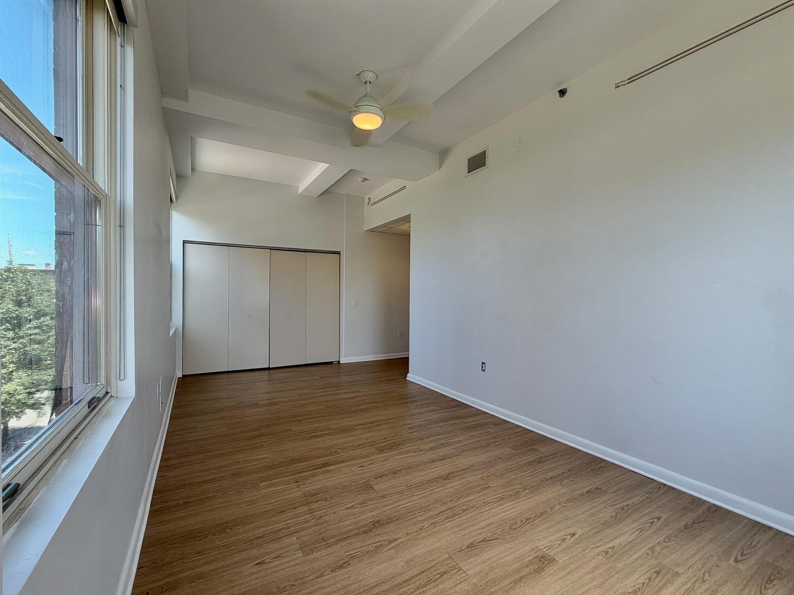 2000 WEST ST Unit: PH1