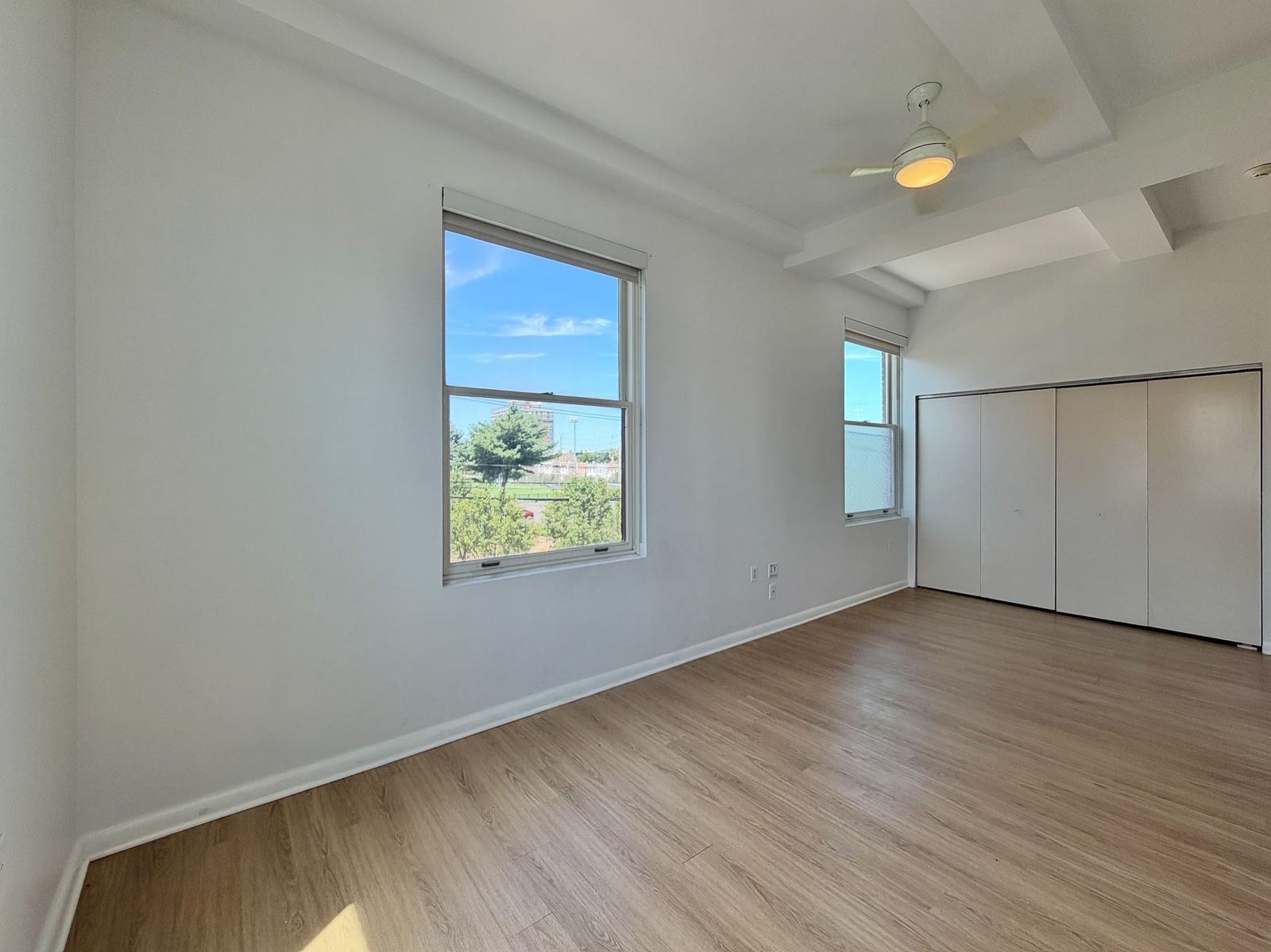 2000 WEST ST Unit: PH1