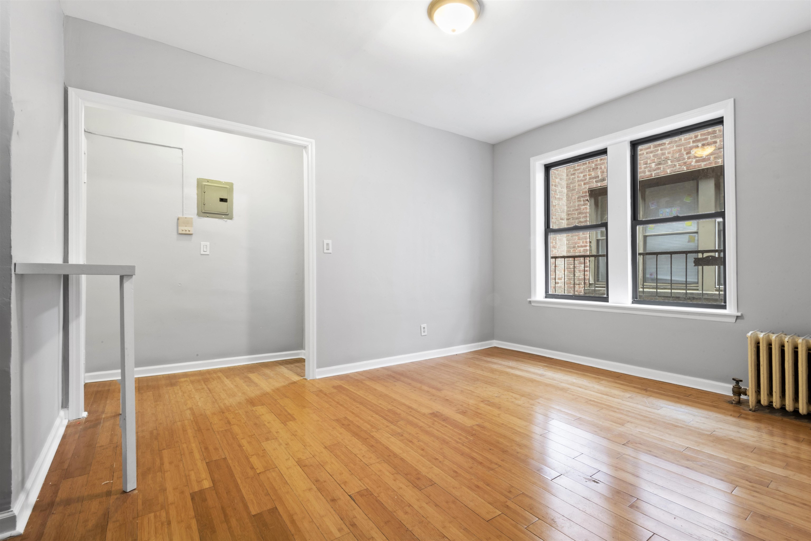 118 CORBIN AVE Unit: 303