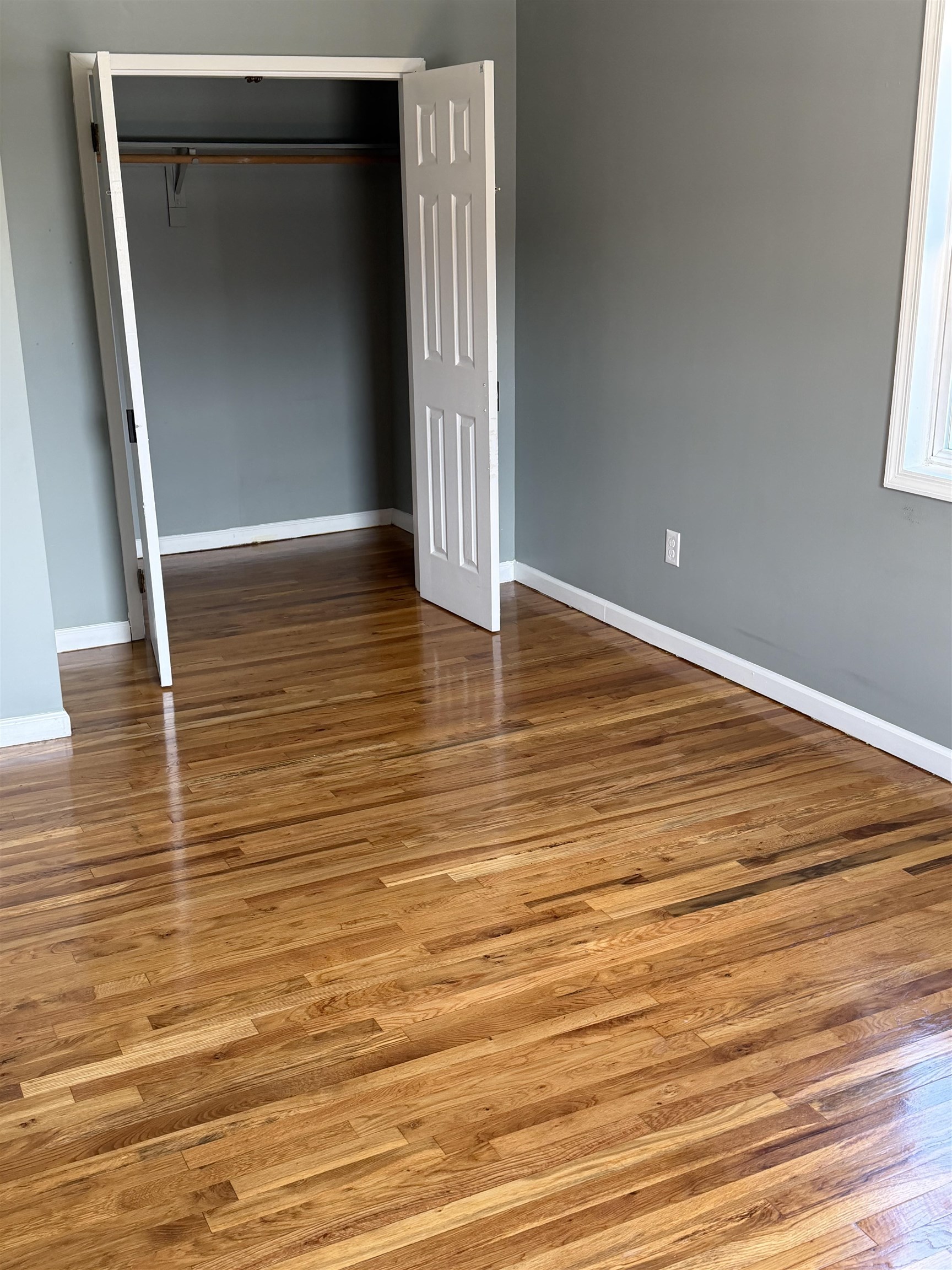 701 22ND ST Unit: 3B