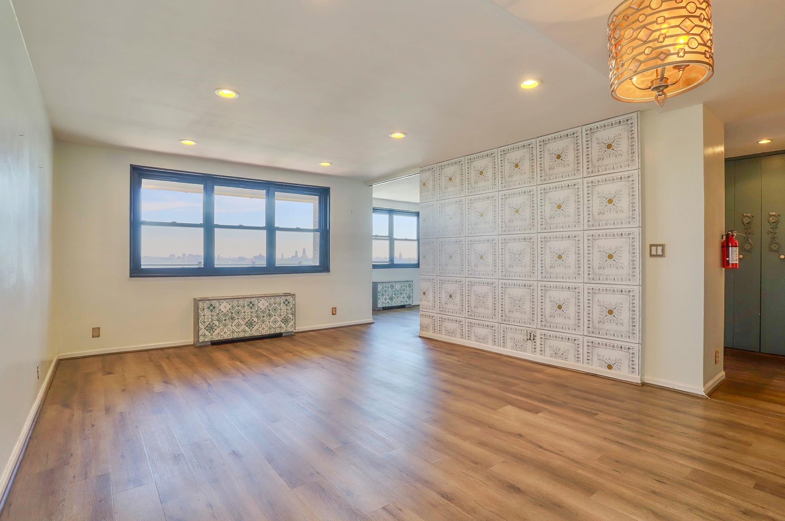 7100 BLVD EAST Unit: 12C