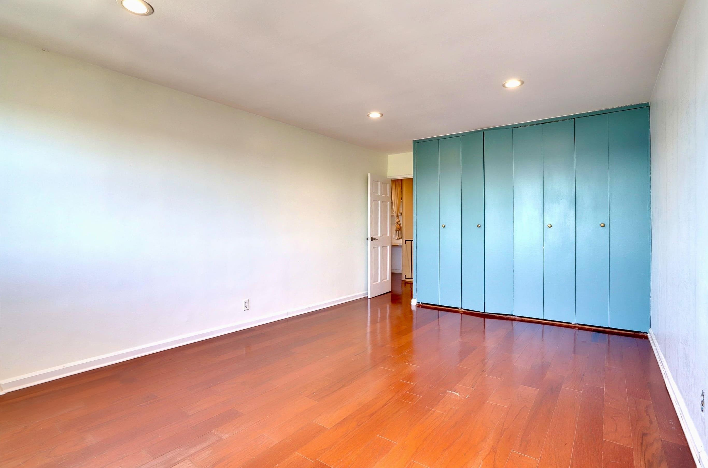 7100 BLVD EAST Unit: 12C