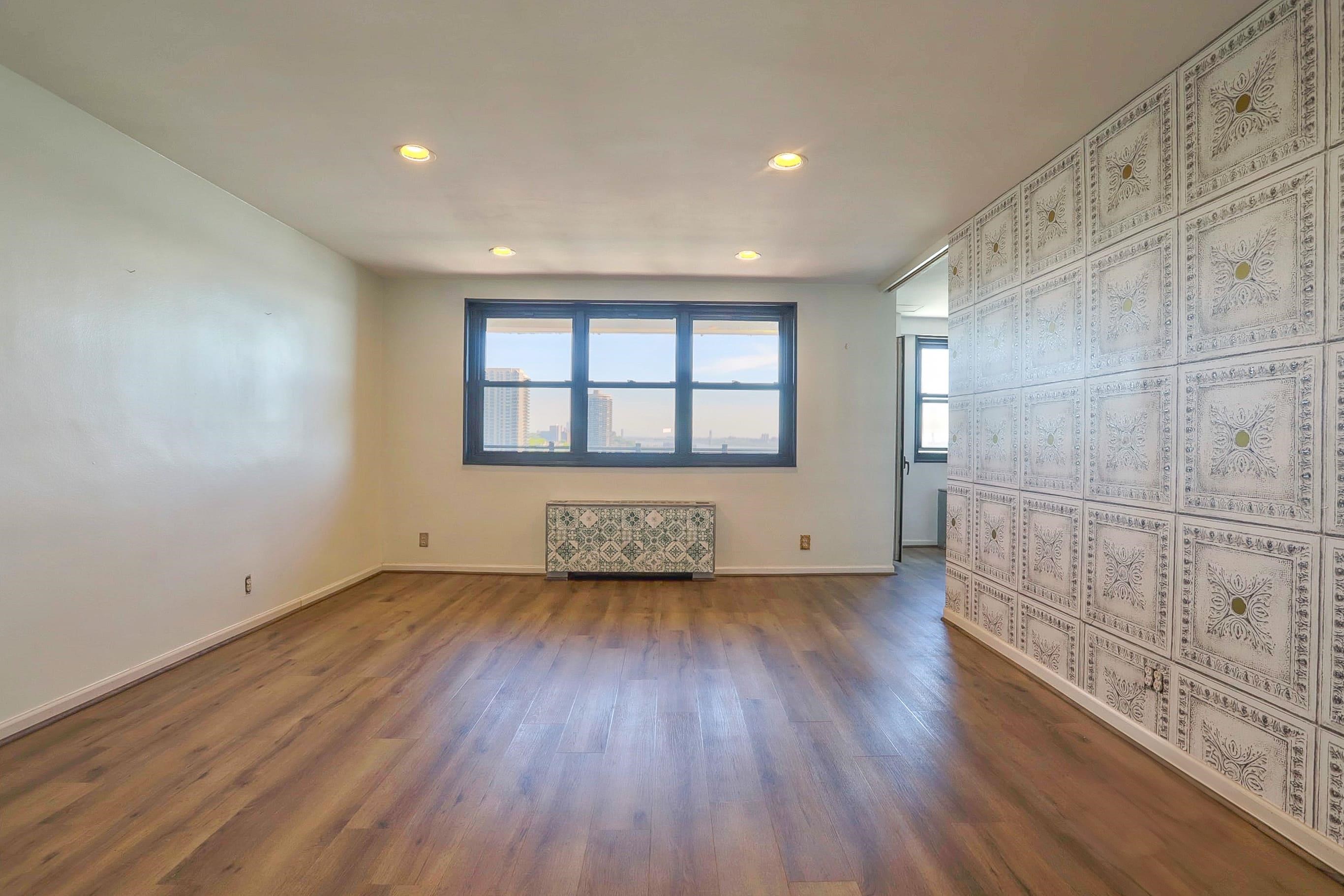 7100 BLVD EAST Unit: 12C