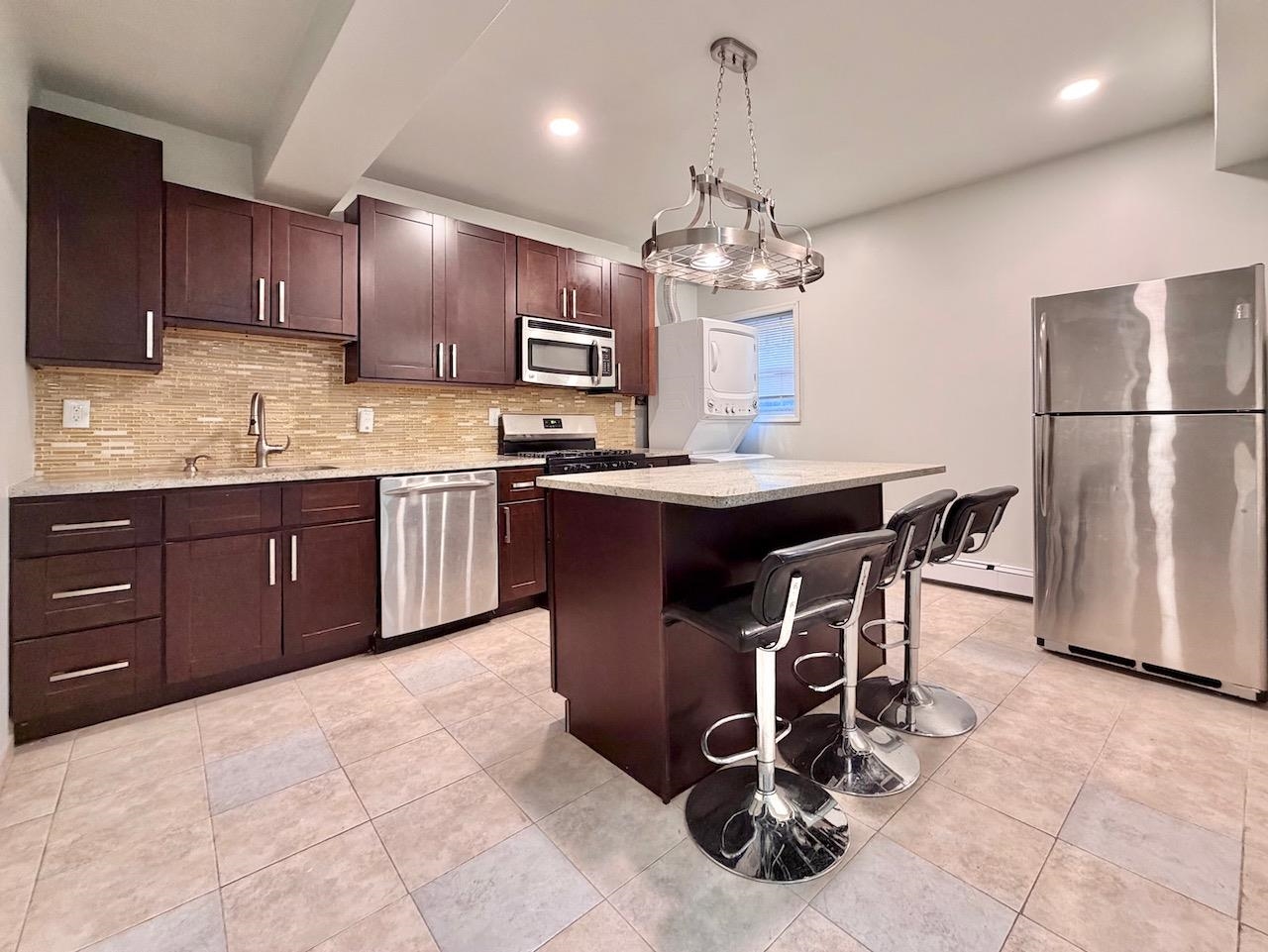 311 5TH ST Unit: A