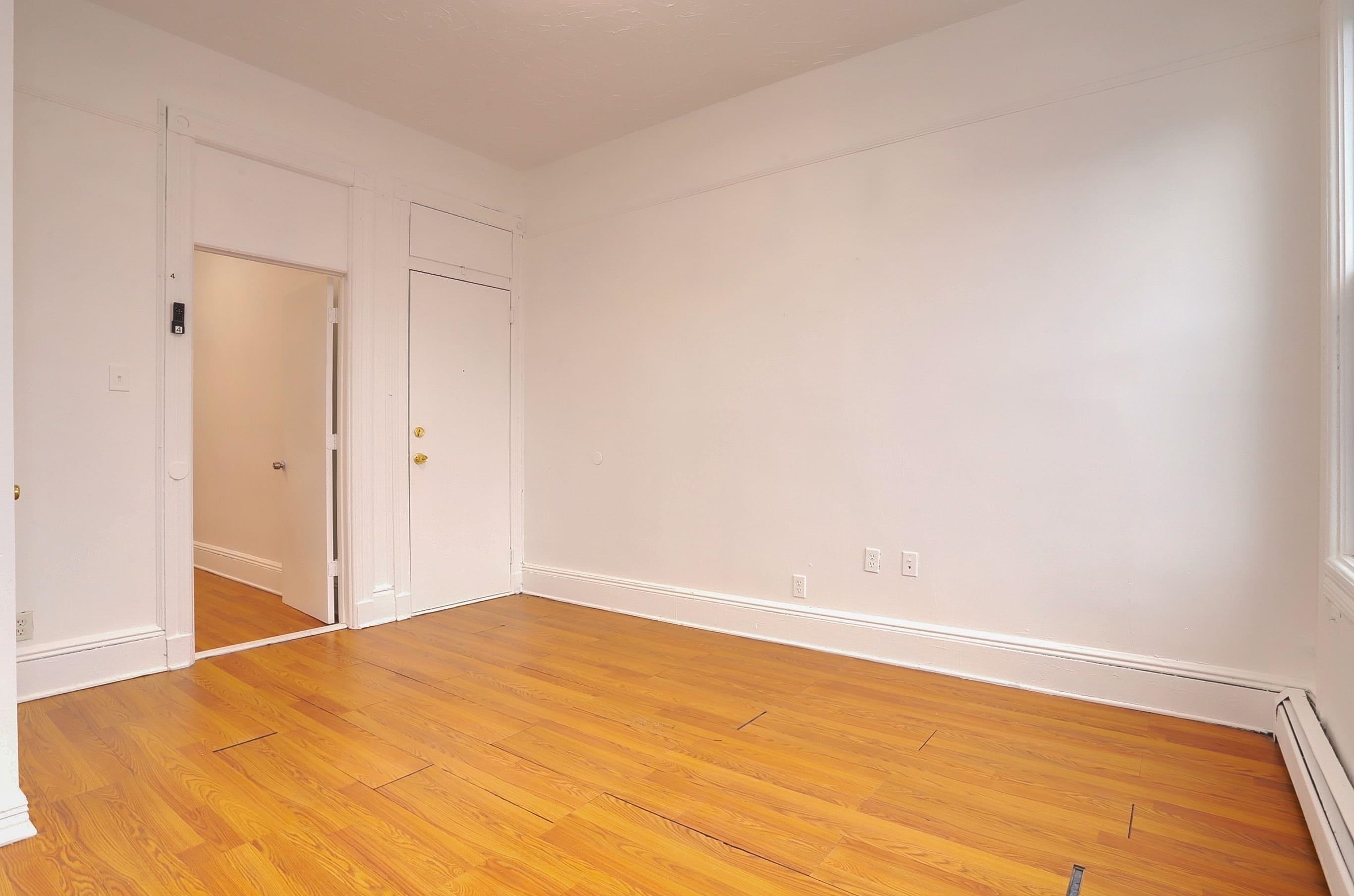 119 ZABRISKIE ST Unit: 3
