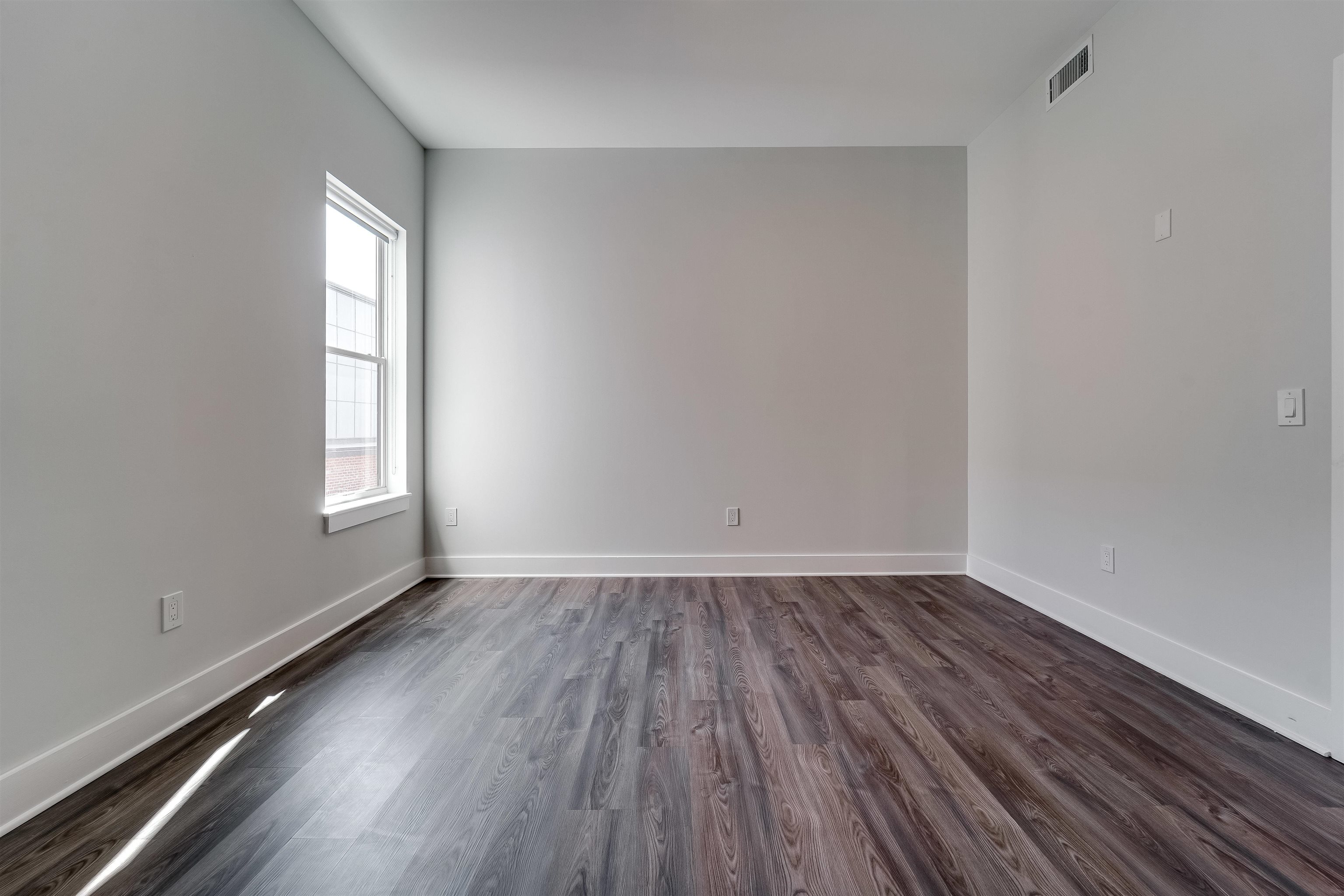 660 GRAND ST Unit: 310
