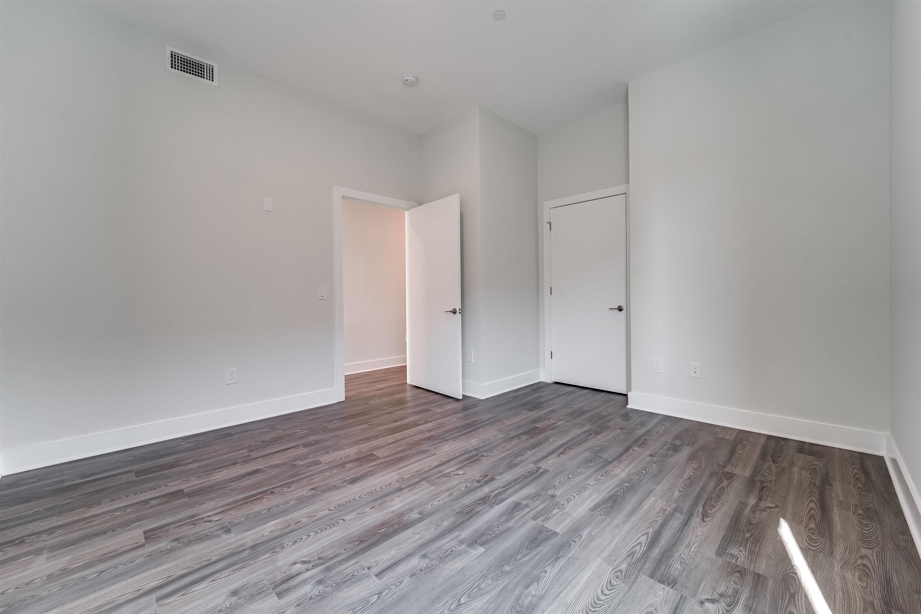 660 GRAND ST Unit: 310