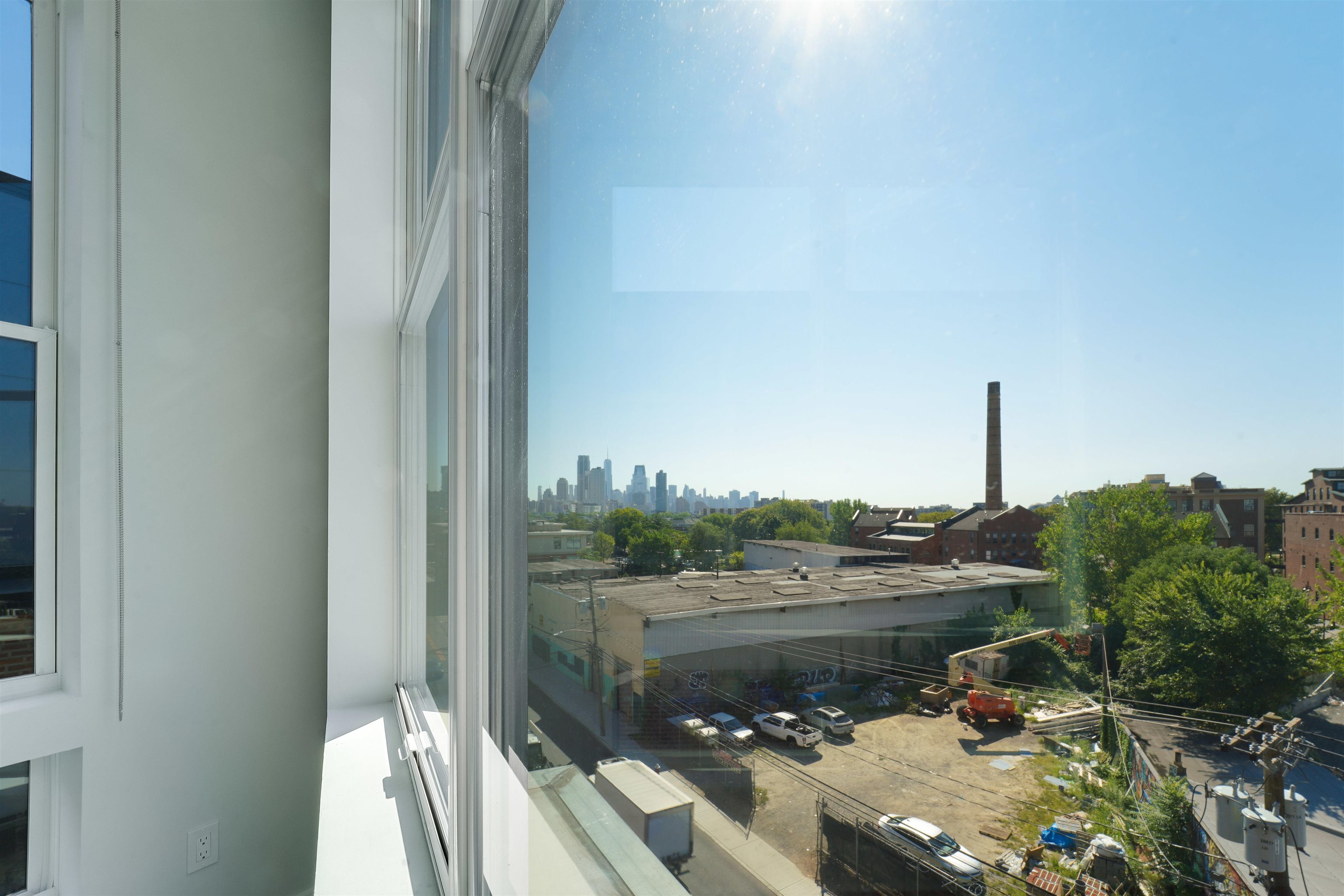 660 GRAND ST Unit: 310
