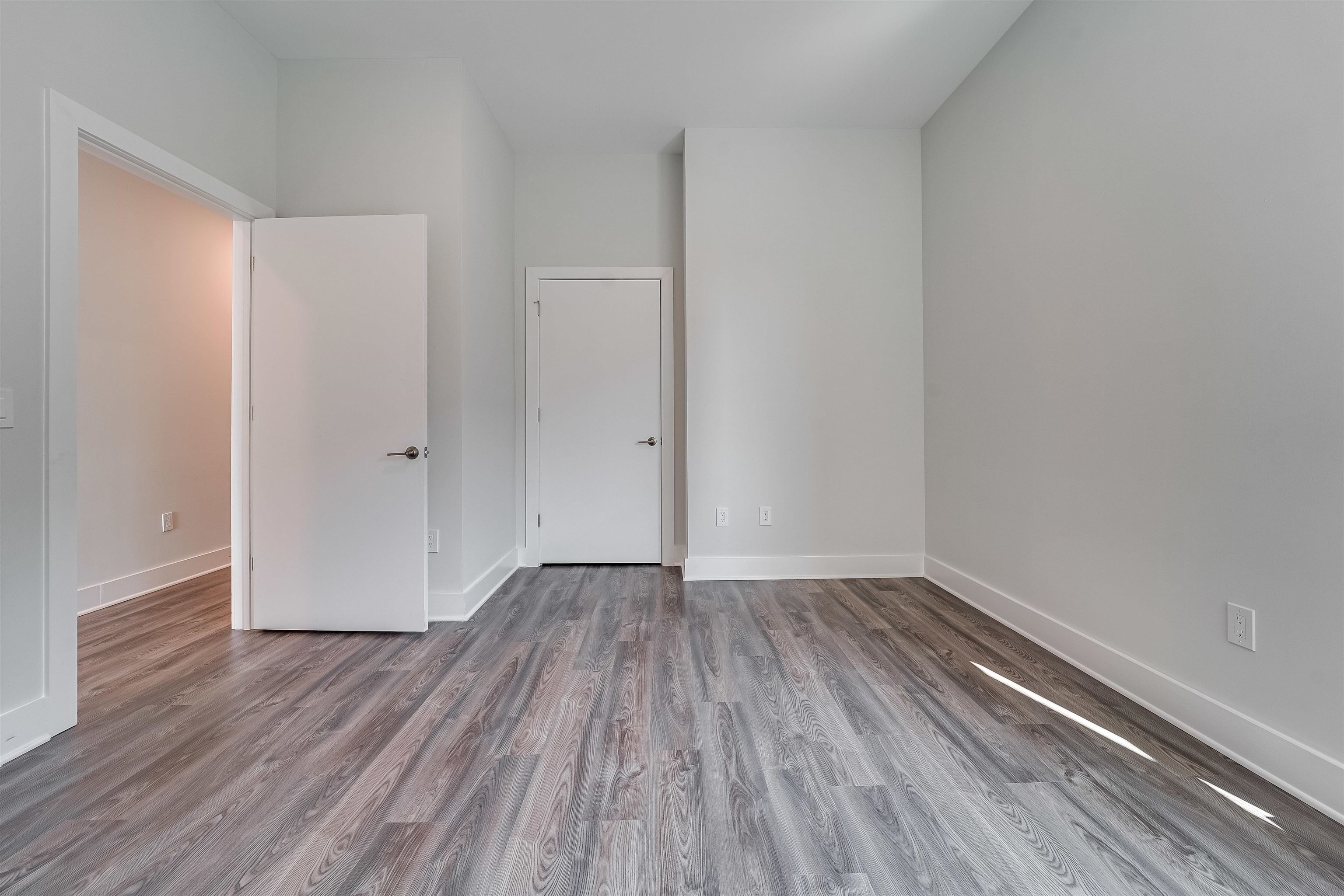 660 GRAND ST Unit: 310