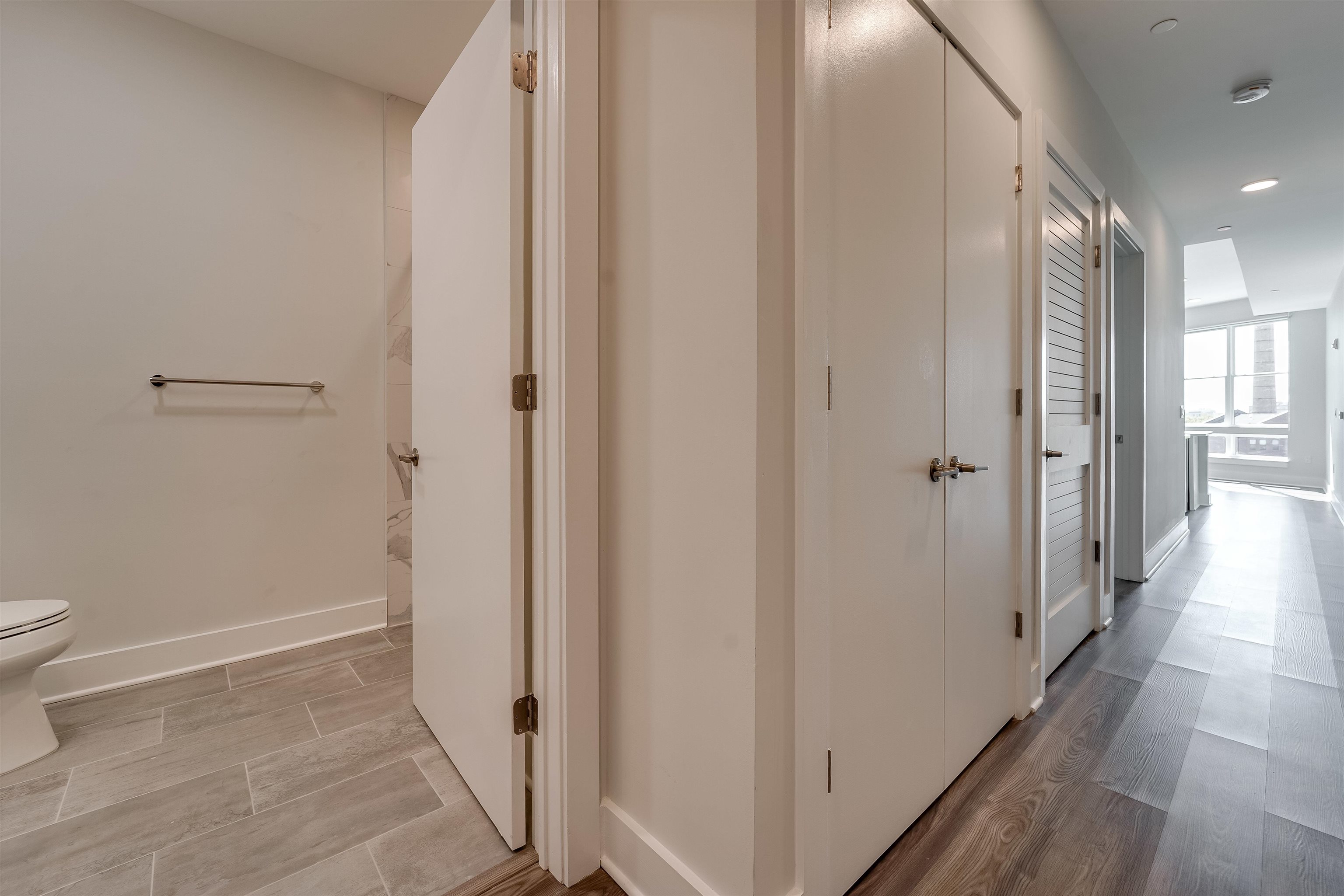 660 GRAND ST Unit: 310