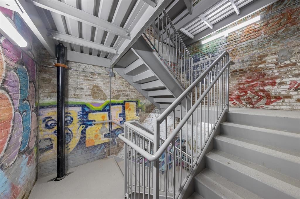 660 GRAND ST Unit: 310