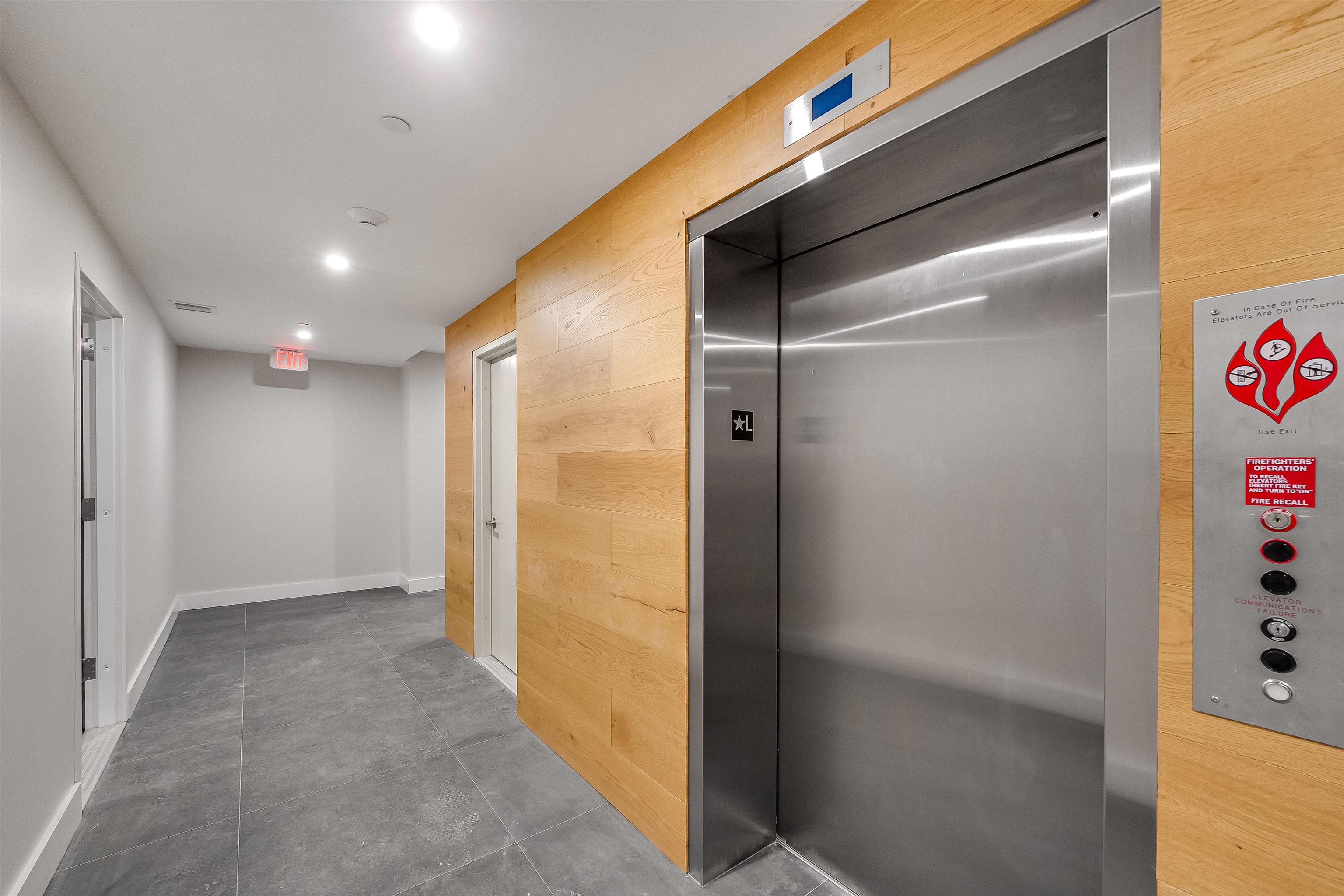 658 GRAND ST Unit: 504