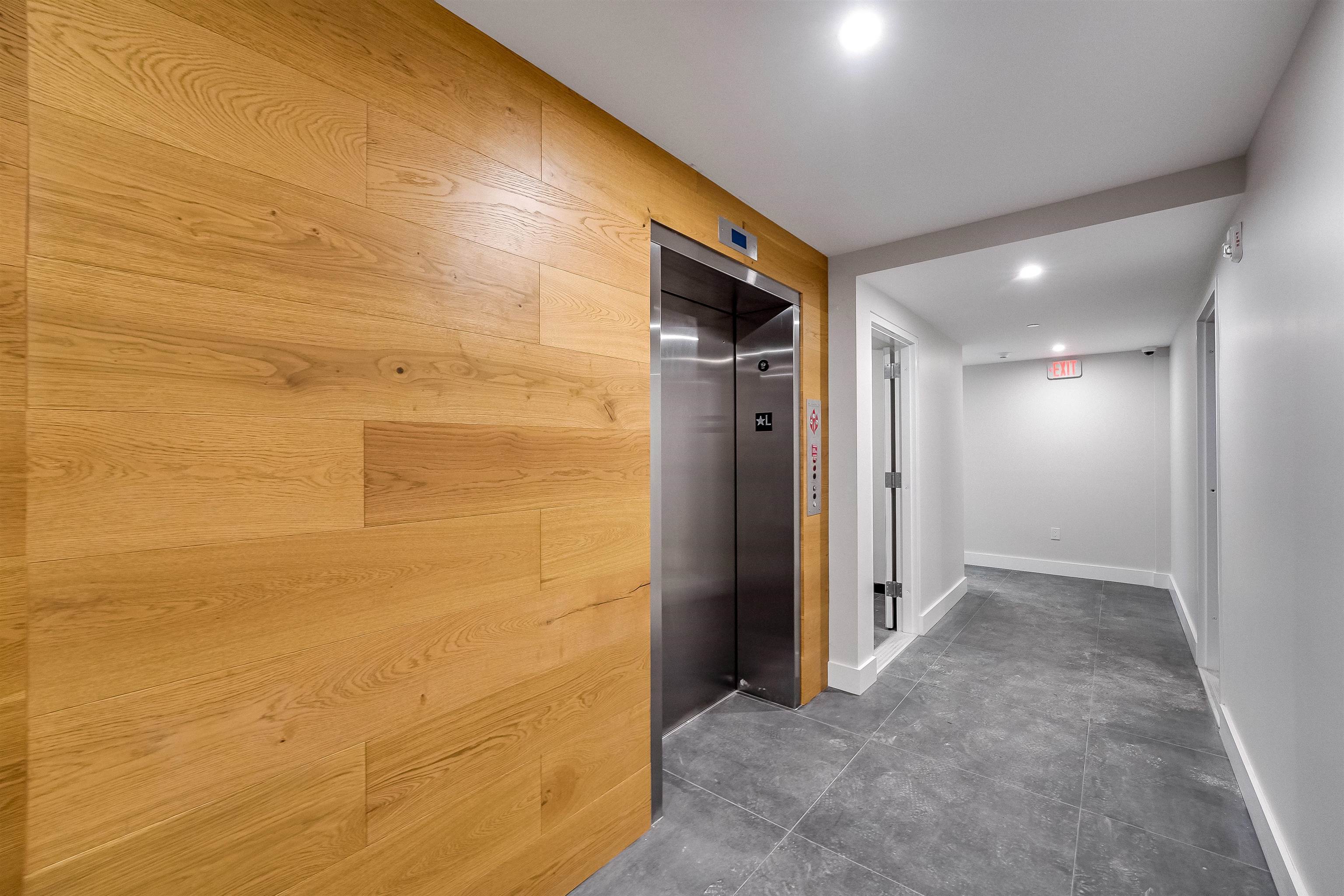 658 GRAND ST Unit: 504