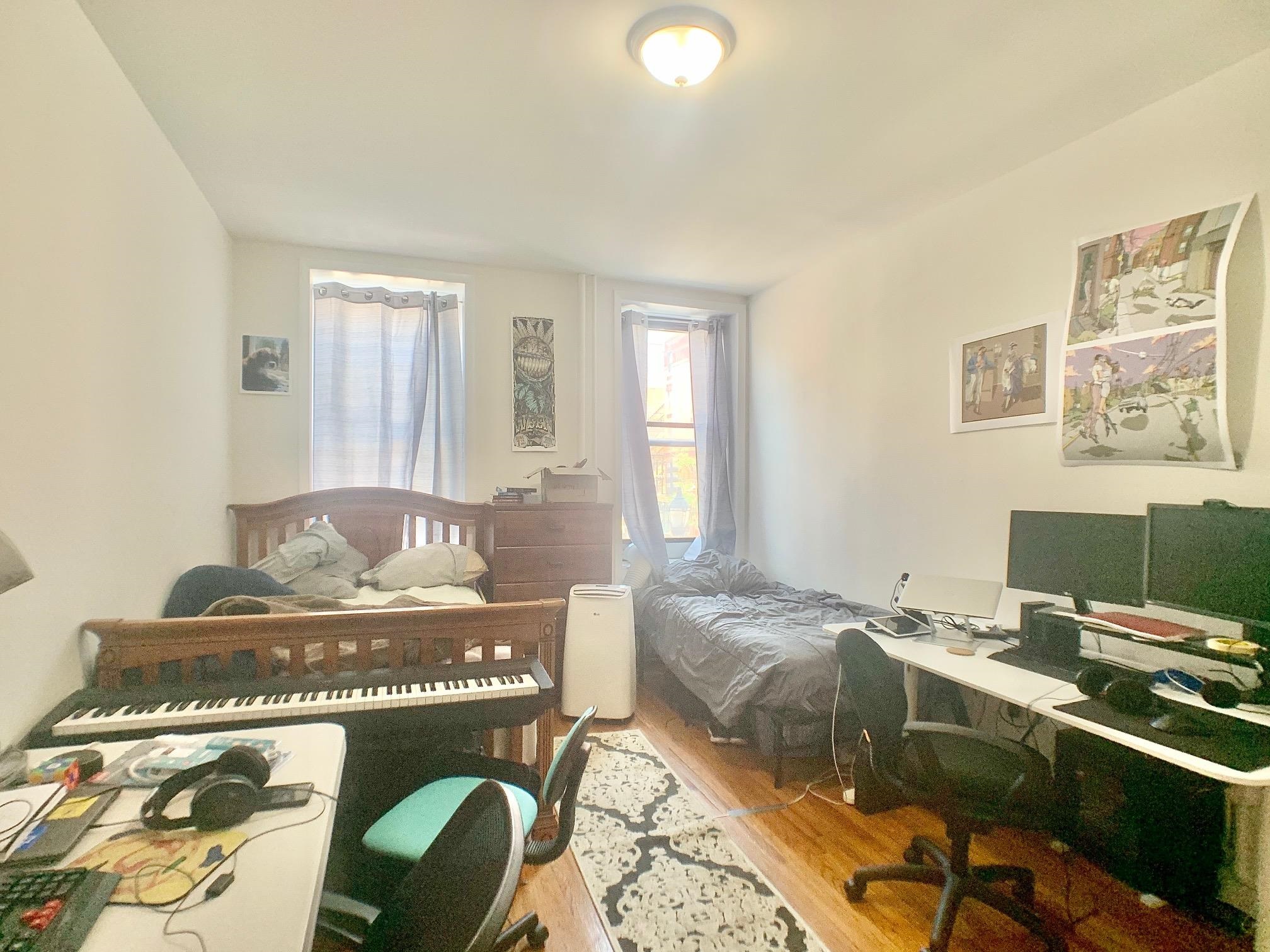 1131 WASHINGTON ST Unit: 1