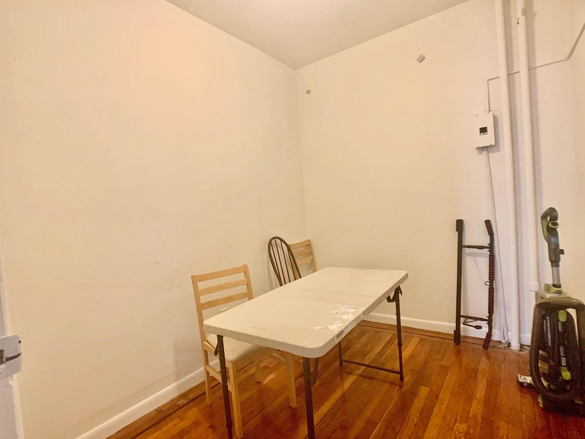 1131 WASHINGTON ST Unit: 1