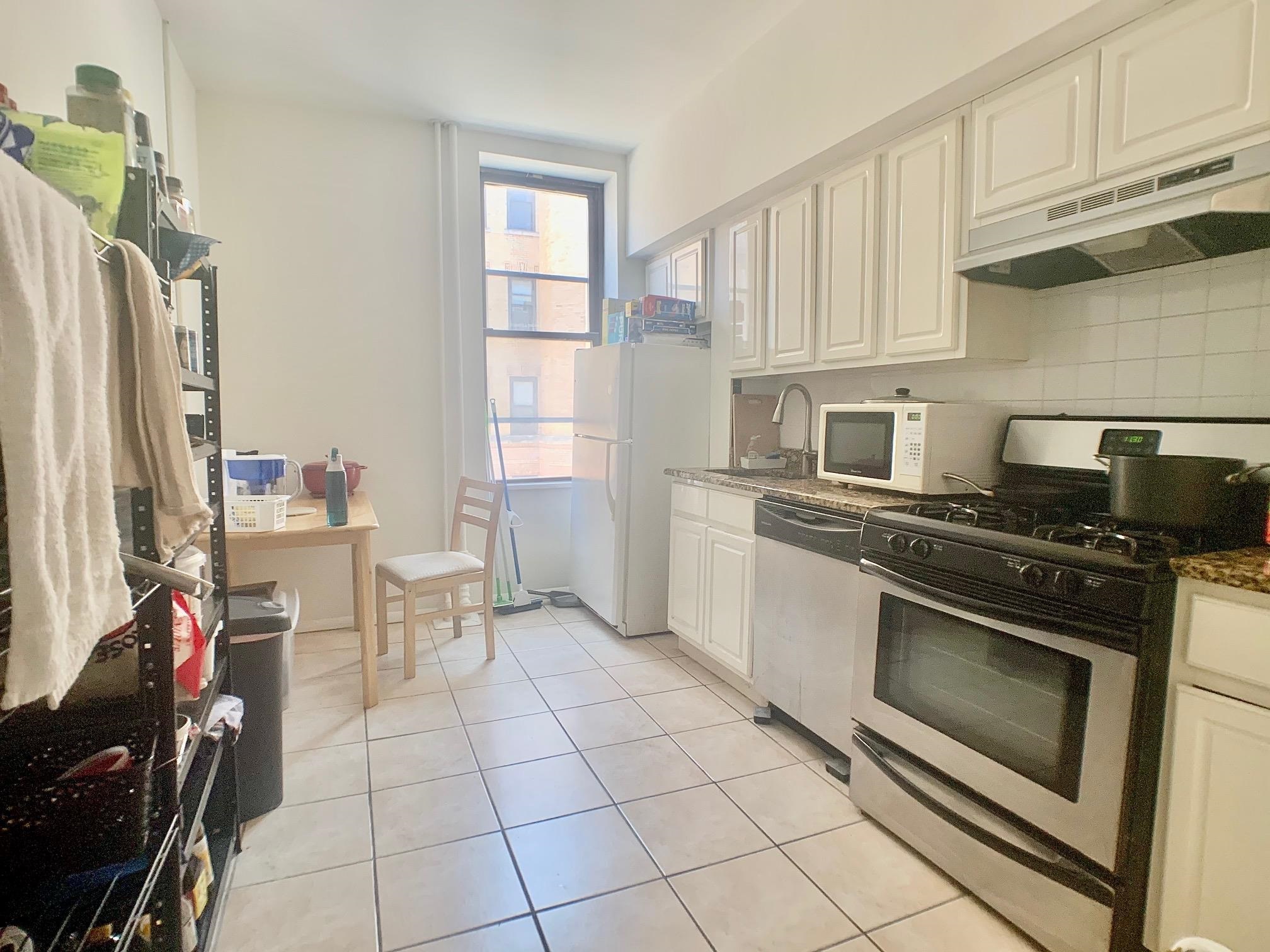 1131 WASHINGTON ST Unit: 1