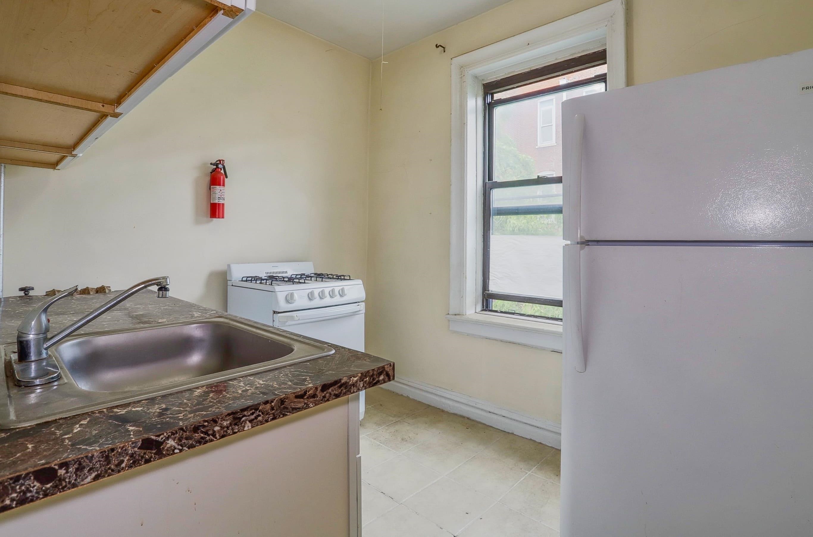 429 FAIRMOUNT AVE Unit: 305