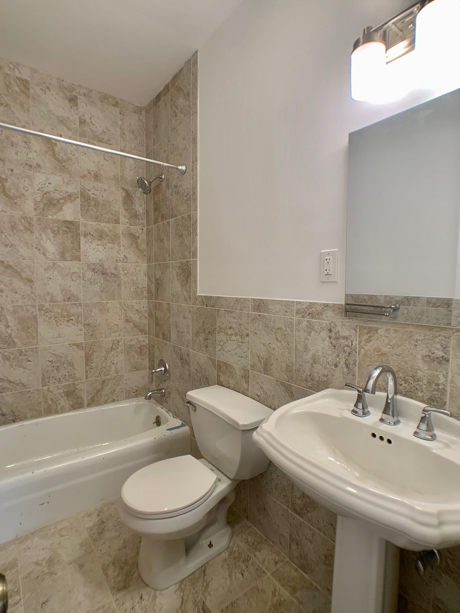 1131 WASHINGTON ST Unit: 6