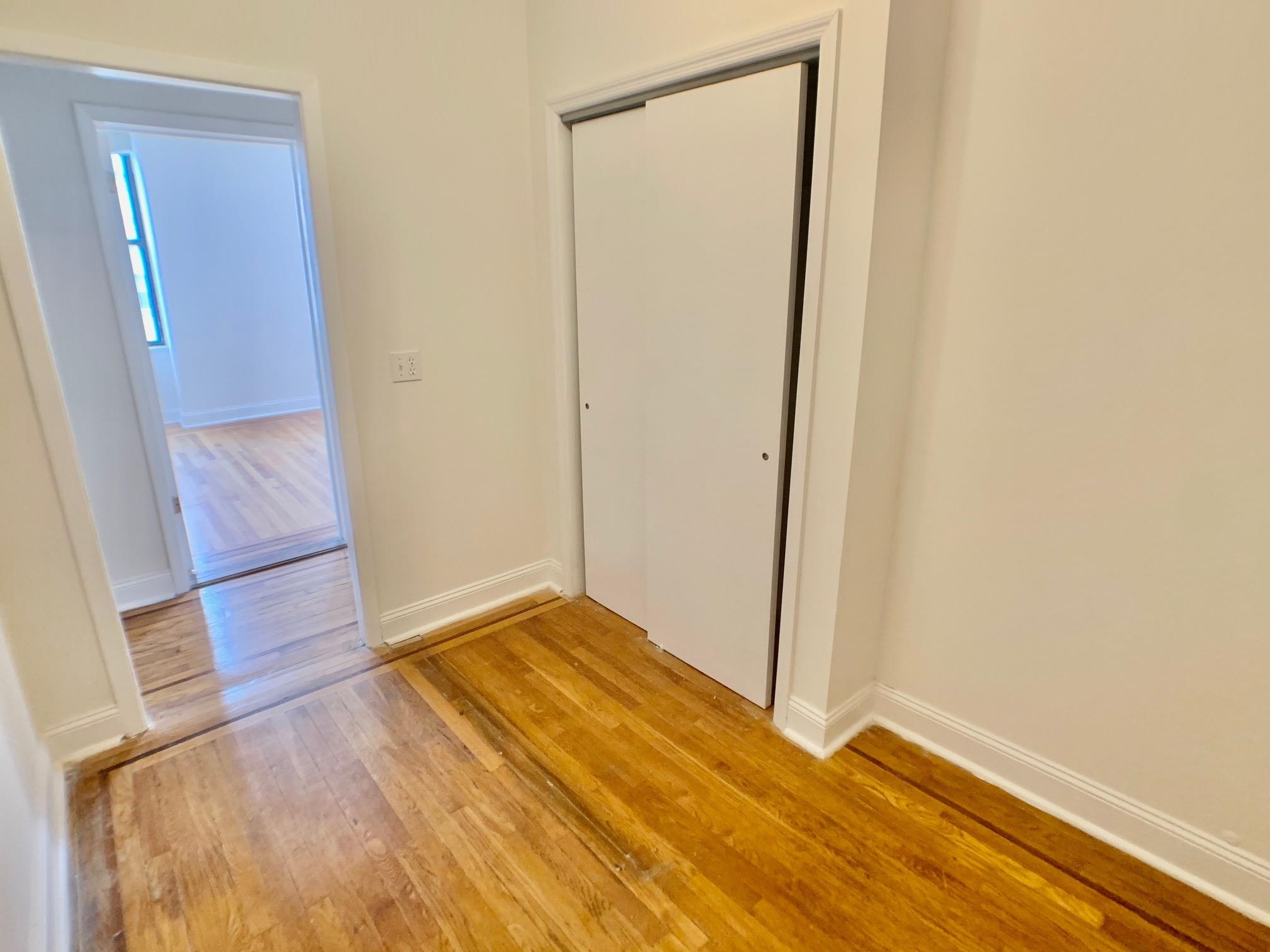 1131 WASHINGTON ST Unit: 6