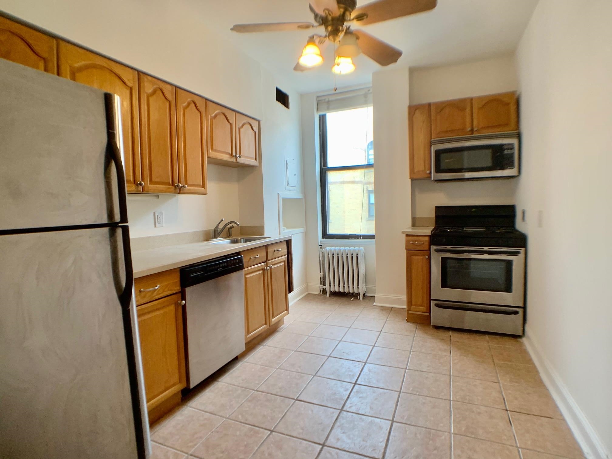 1131 WASHINGTON ST Unit: 6