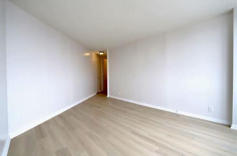 7000 BLVD EAST Unit: 42H