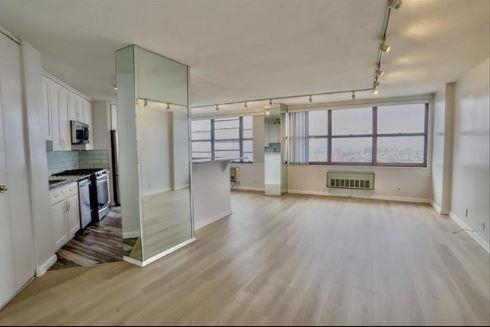 7000 BLVD EAST Unit: 42H