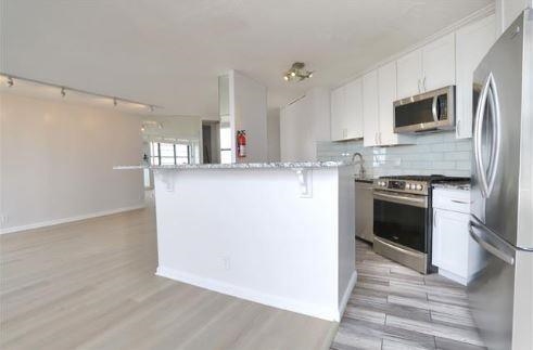 7000 BLVD EAST Unit: 42H