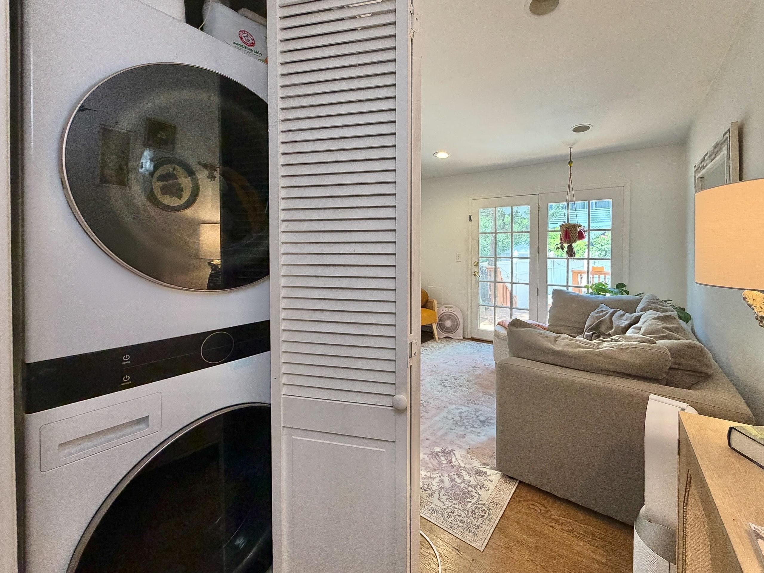 410 ADAMS ST Unit: 1R