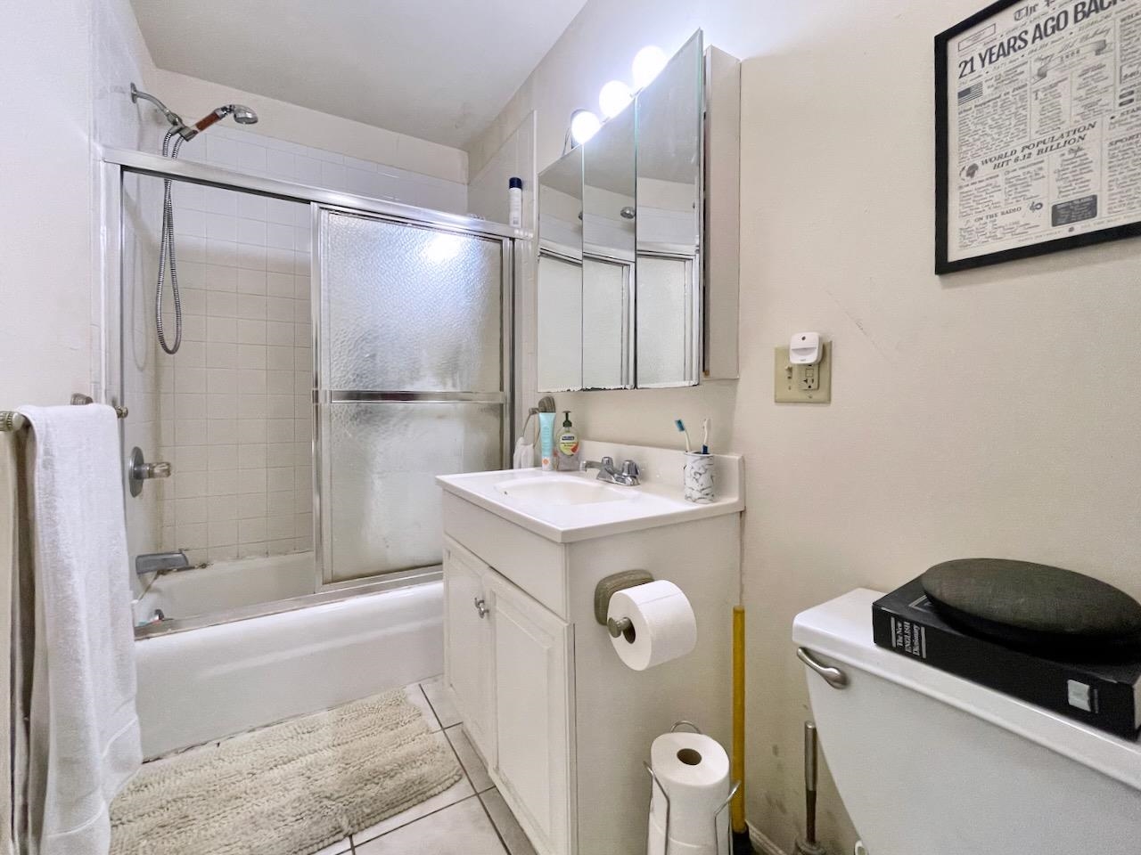 1035 WASHINGTON ST Unit: 1R