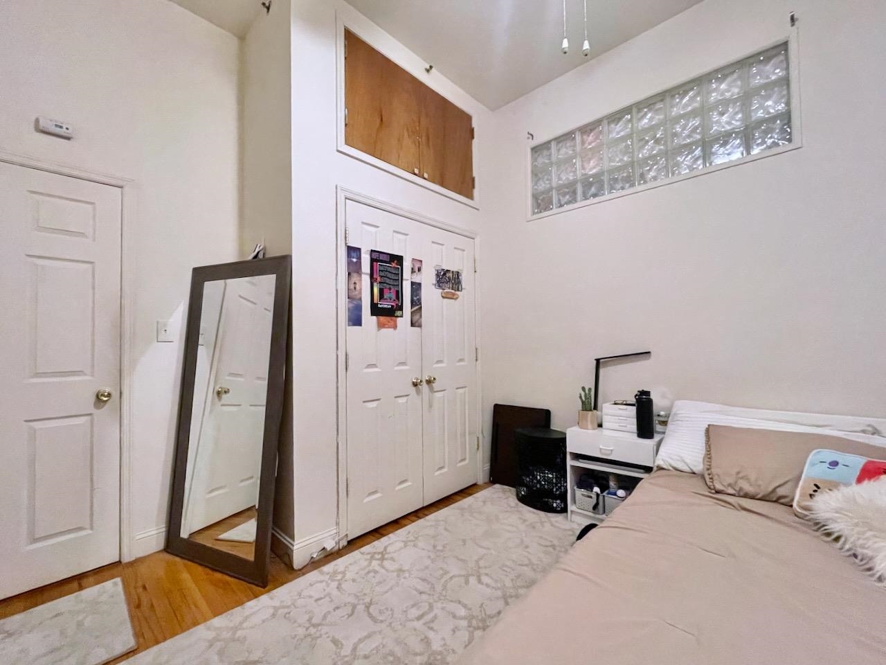1035 WASHINGTON ST Unit: 1R