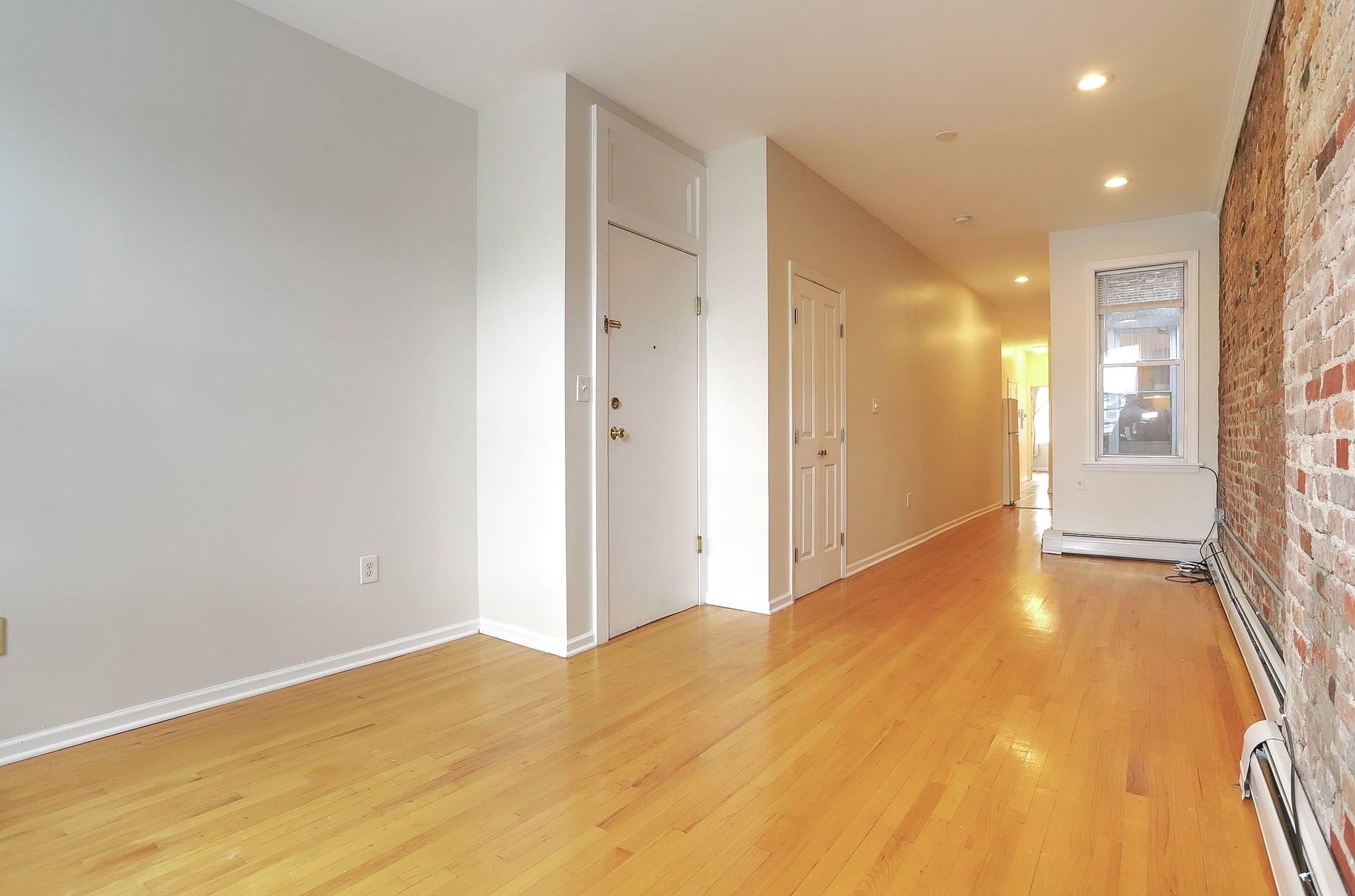273 WEBSTER AVE Unit: 4