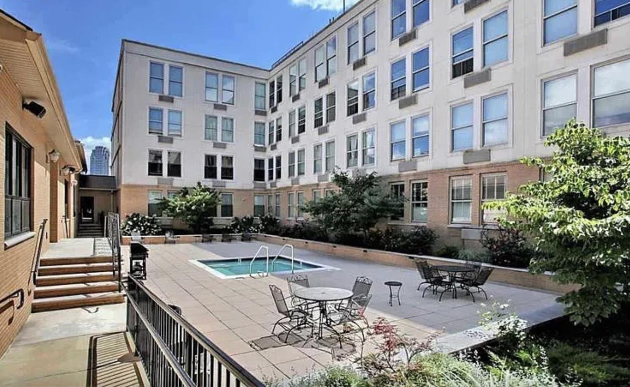 10 REGENT ST Unit: 808