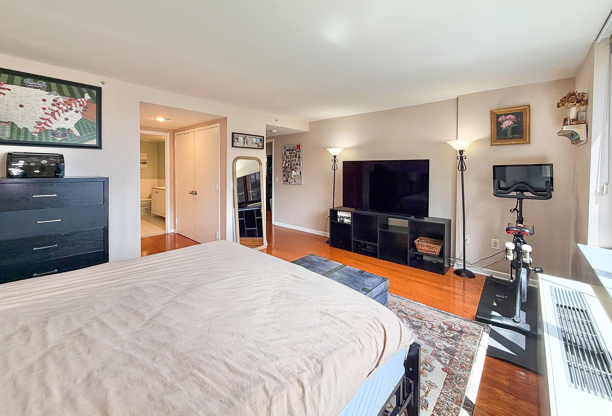 700 GROVE ST Unit: 11B