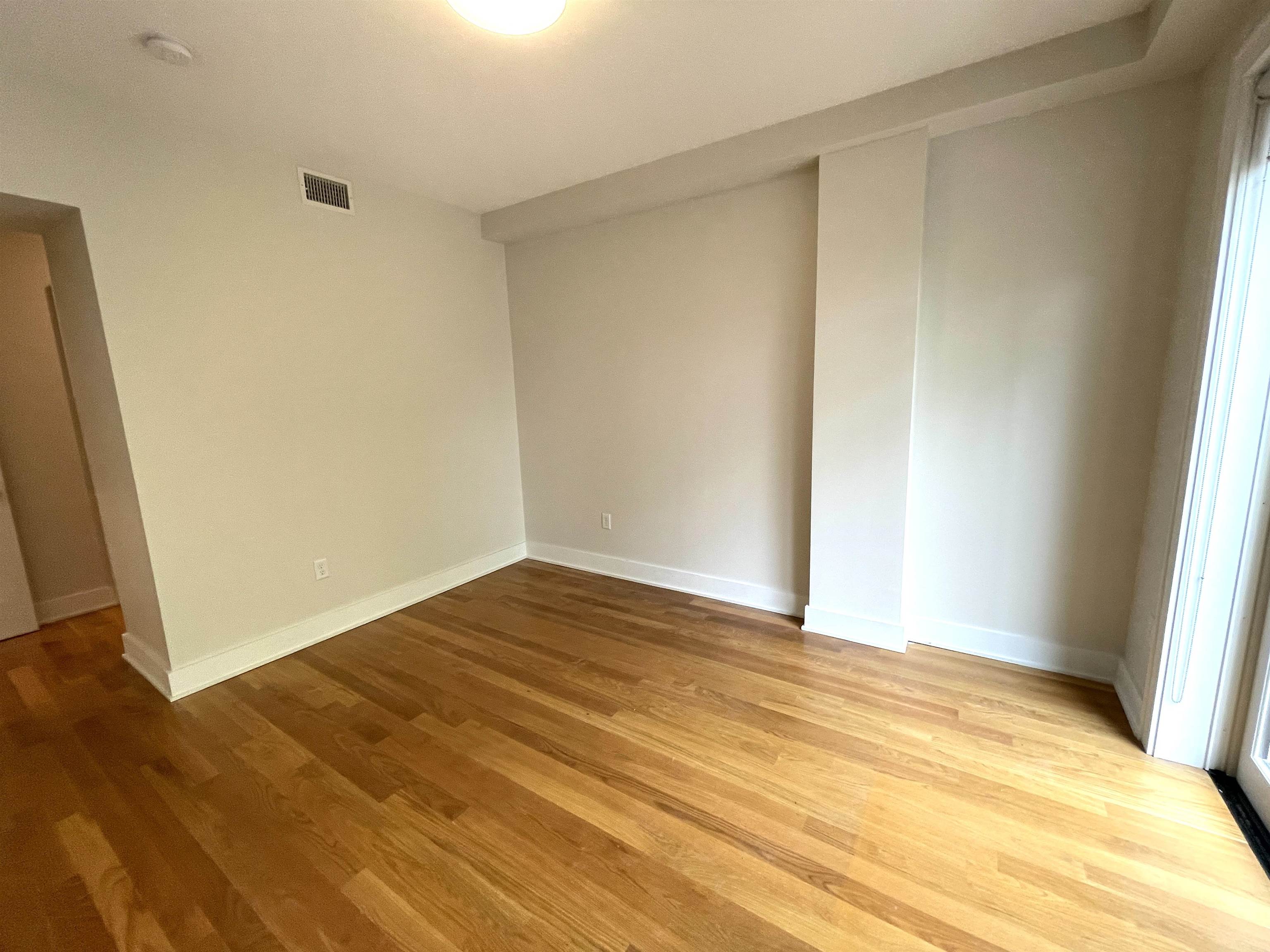 609 MONROE ST Unit: 2