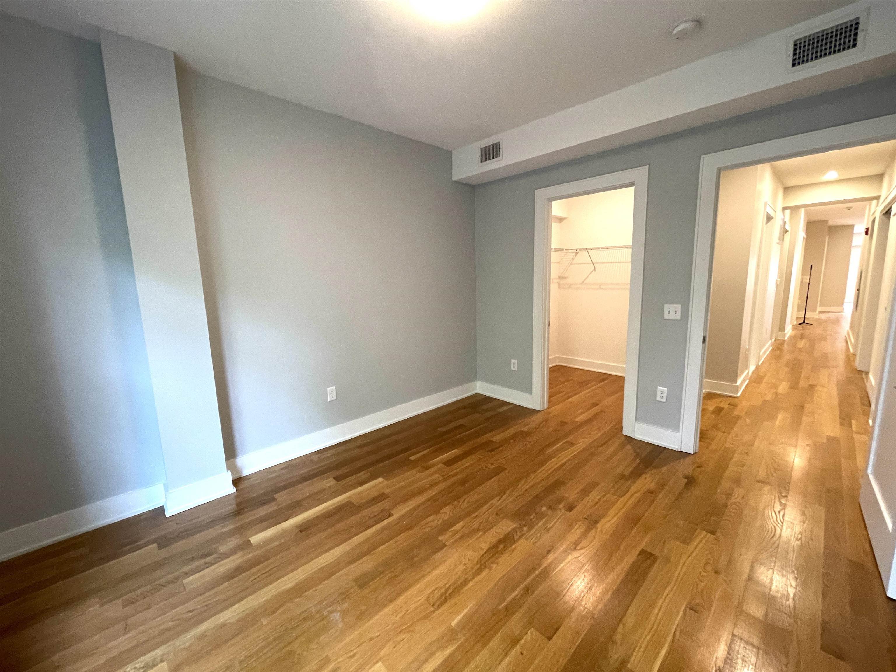 609 MONROE ST Unit: 2
