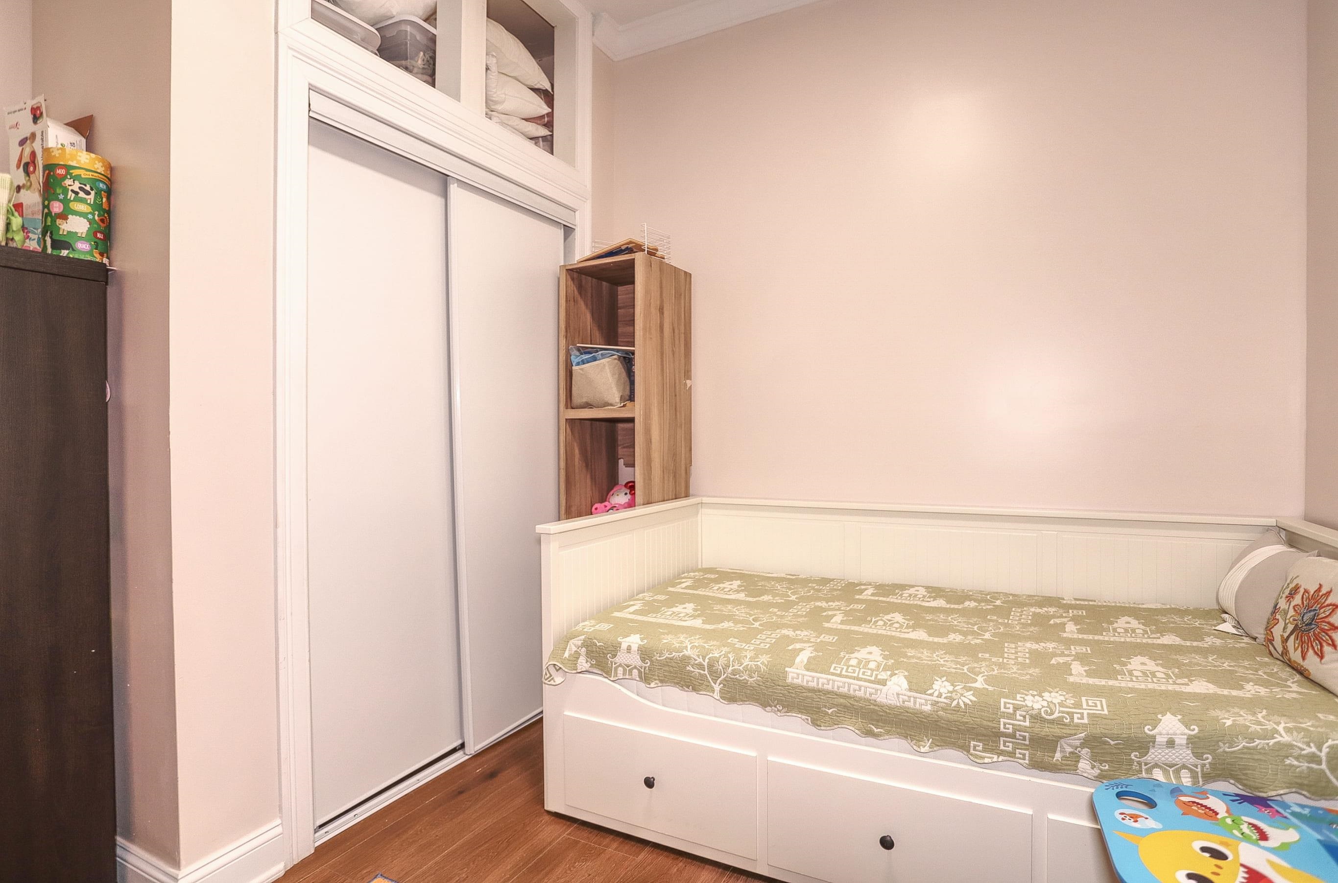 125 OAK ST Unit: 1