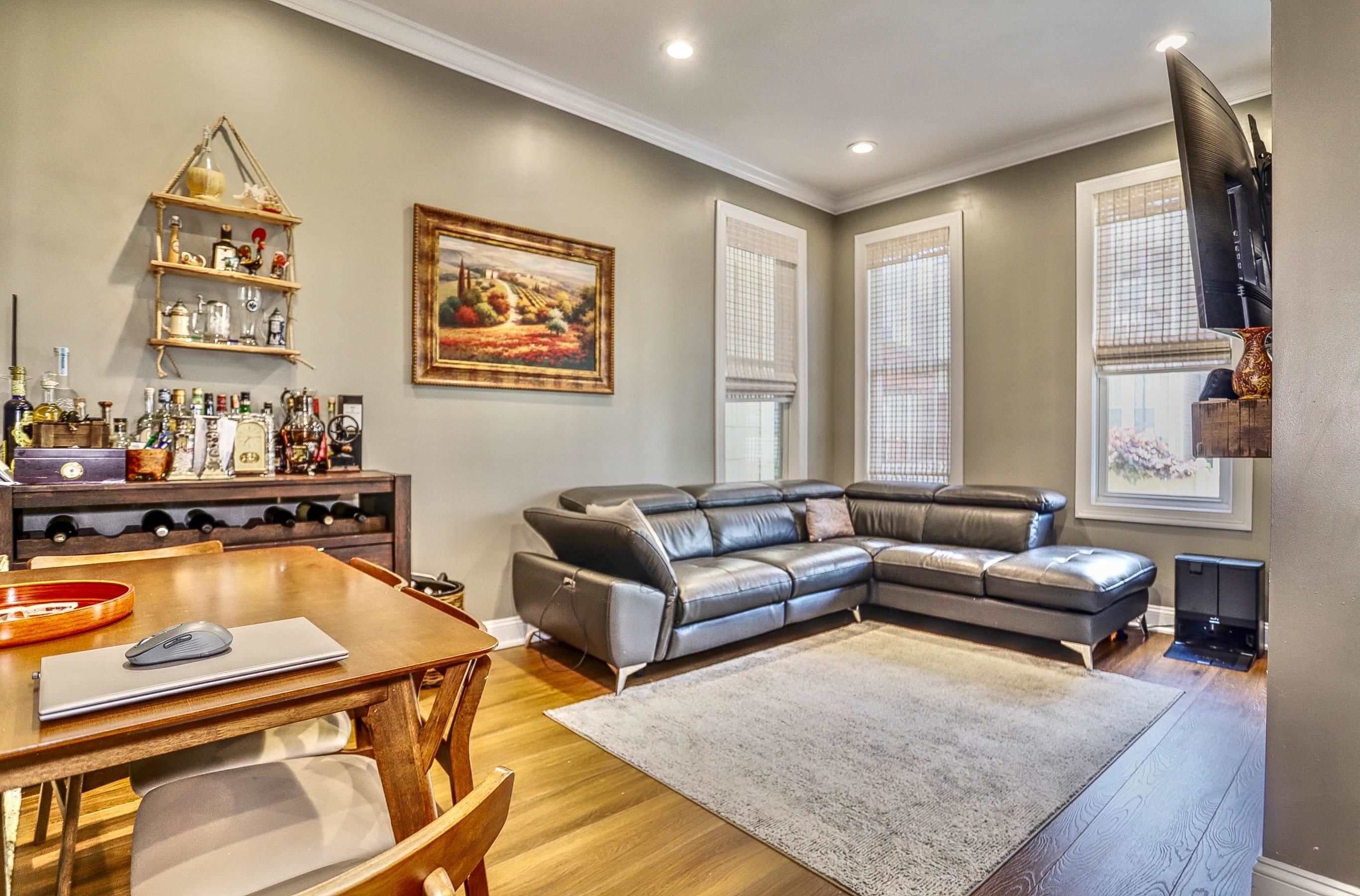 125 OAK ST Unit: 1